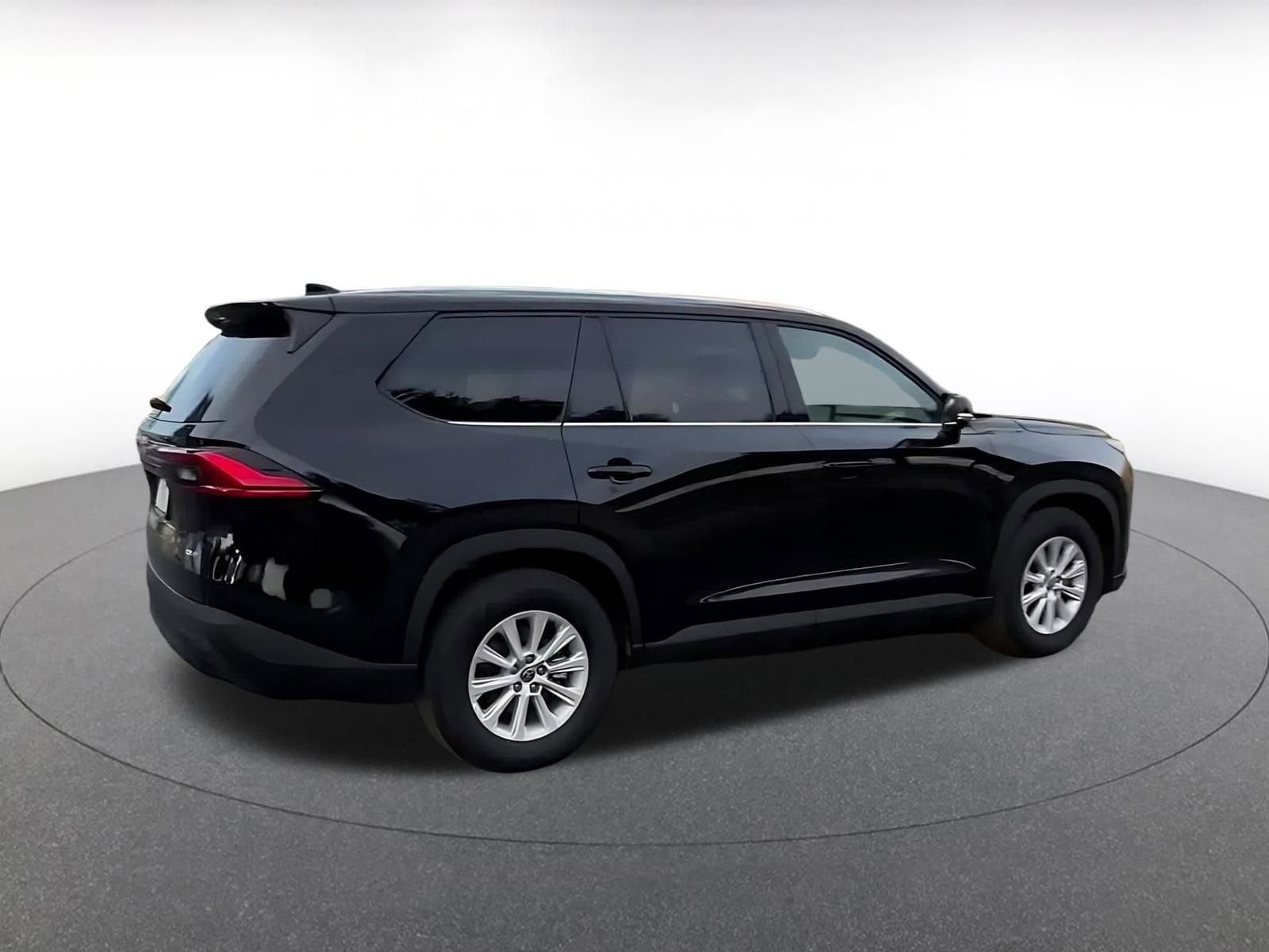 Thumbnail: 2024 Toyota Grand Highlander - 15