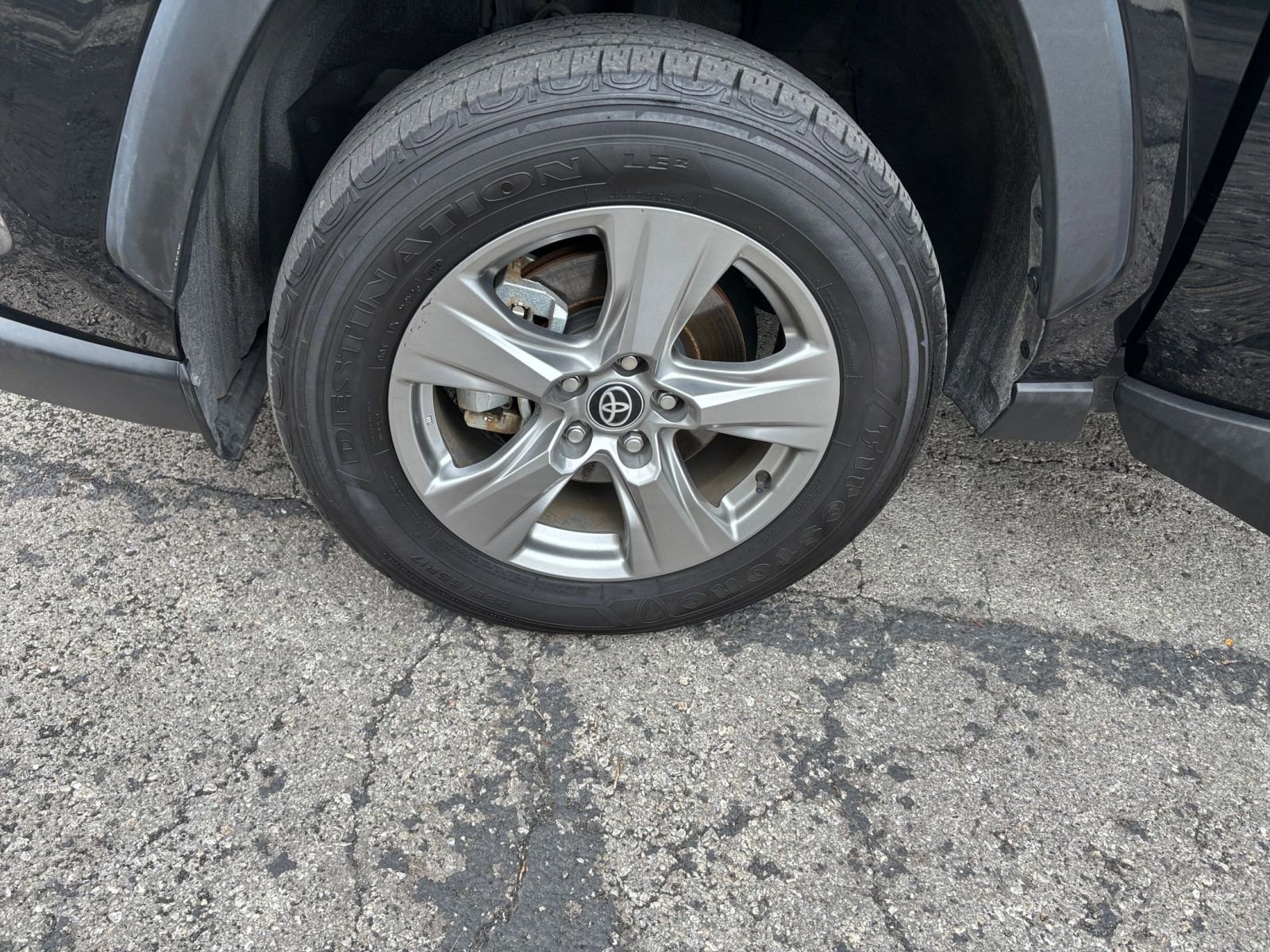 Thumbnail: 2025 Toyota RAV4 - 25