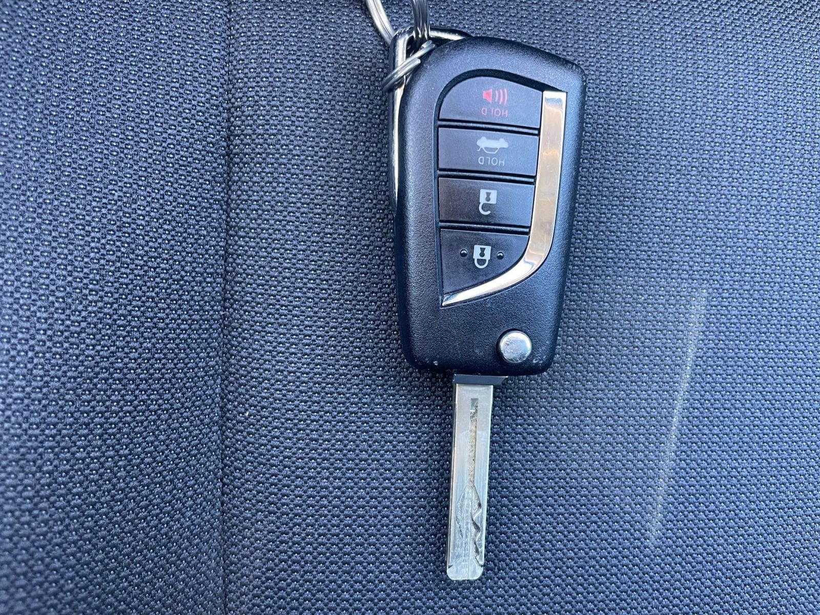 Thumbnail: 2025 Toyota Corolla - 18