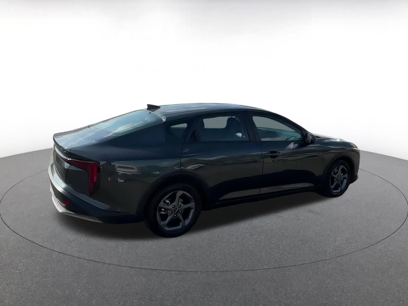 Thumbnail: 2025 Kia K4 - 13