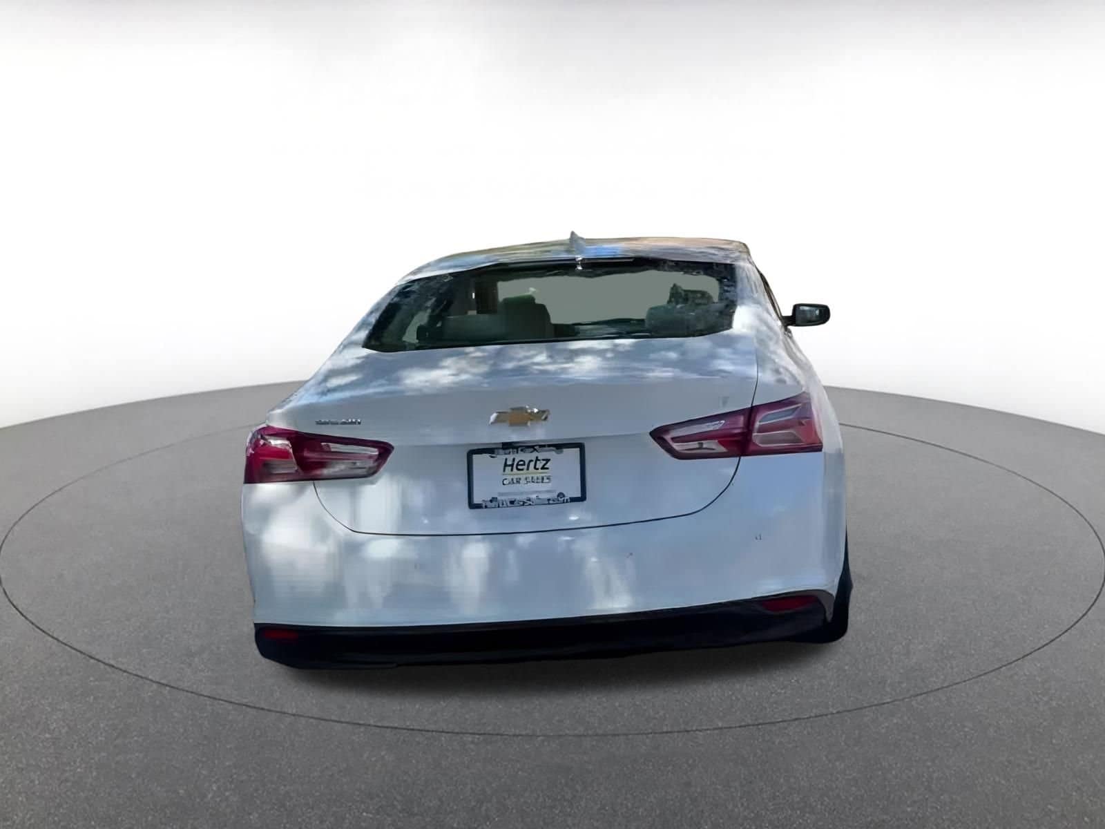 Thumbnail: 2024 Chevrolet Malibu - 12