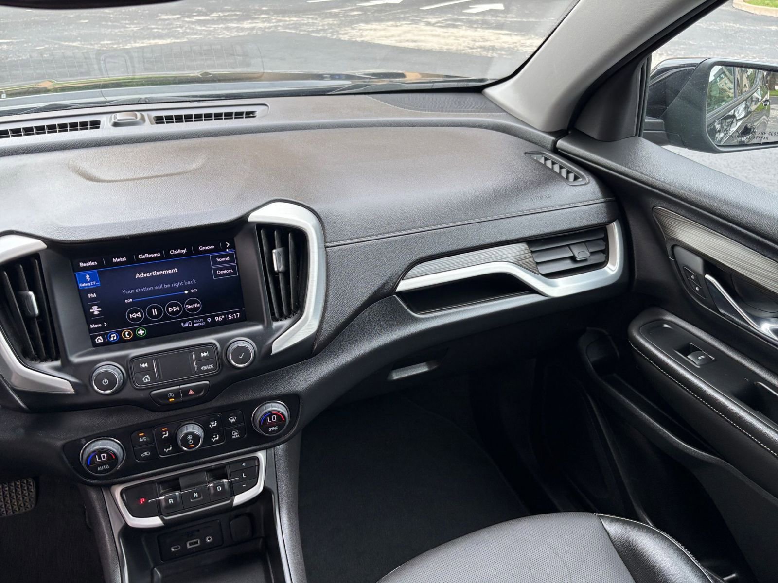 Thumbnail: 2023 GMC Terrain - 29