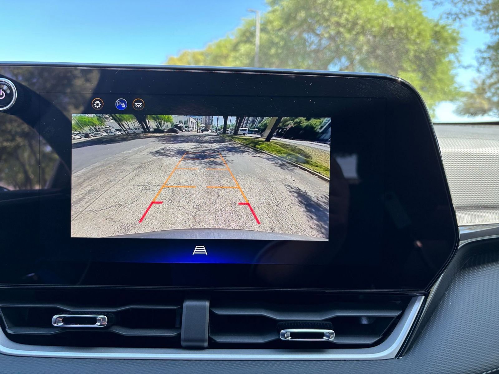 Thumbnail: 2025 Chevrolet Equinox - 20