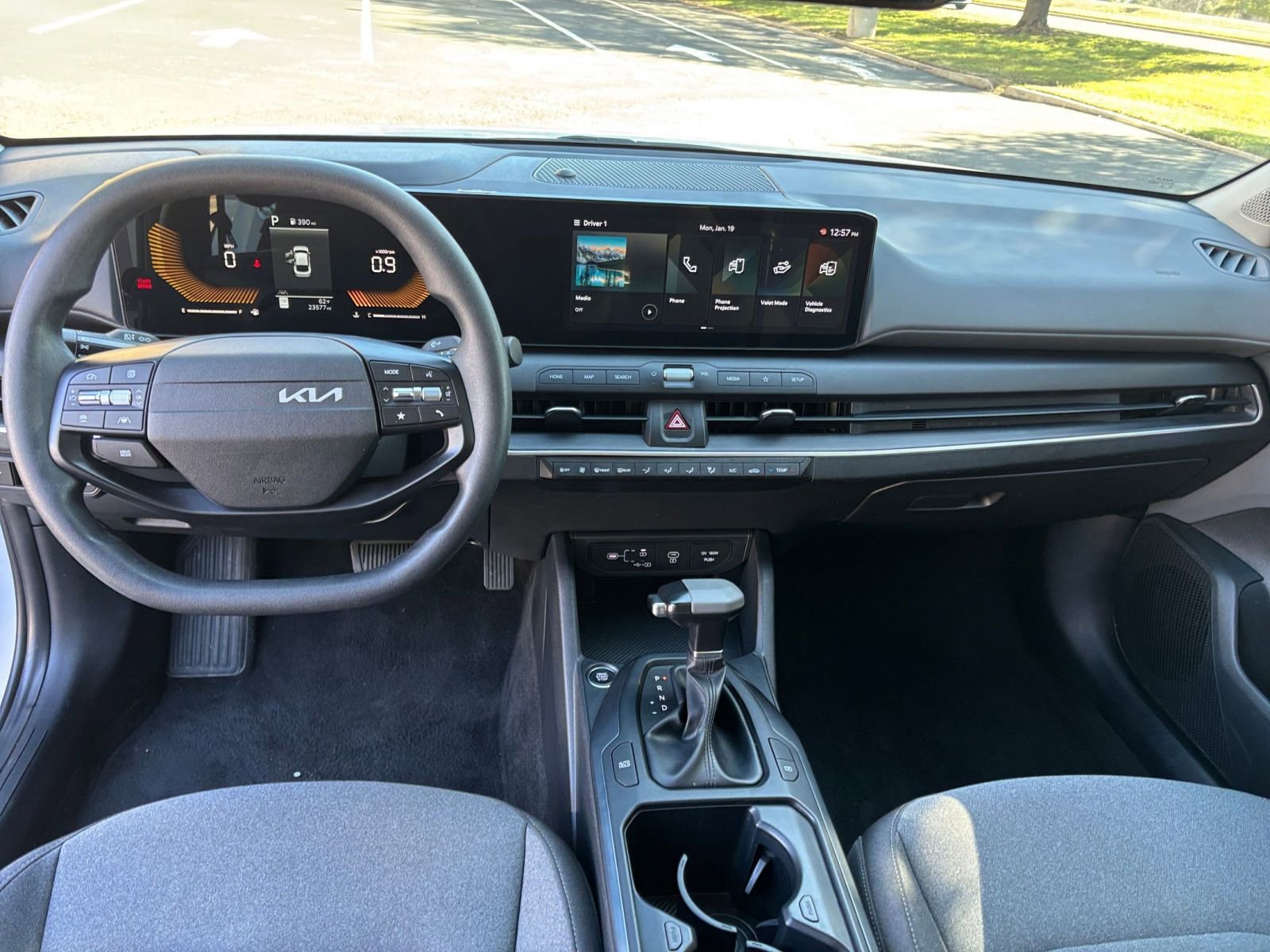 Thumbnail: 2025 Kia K4 - 27