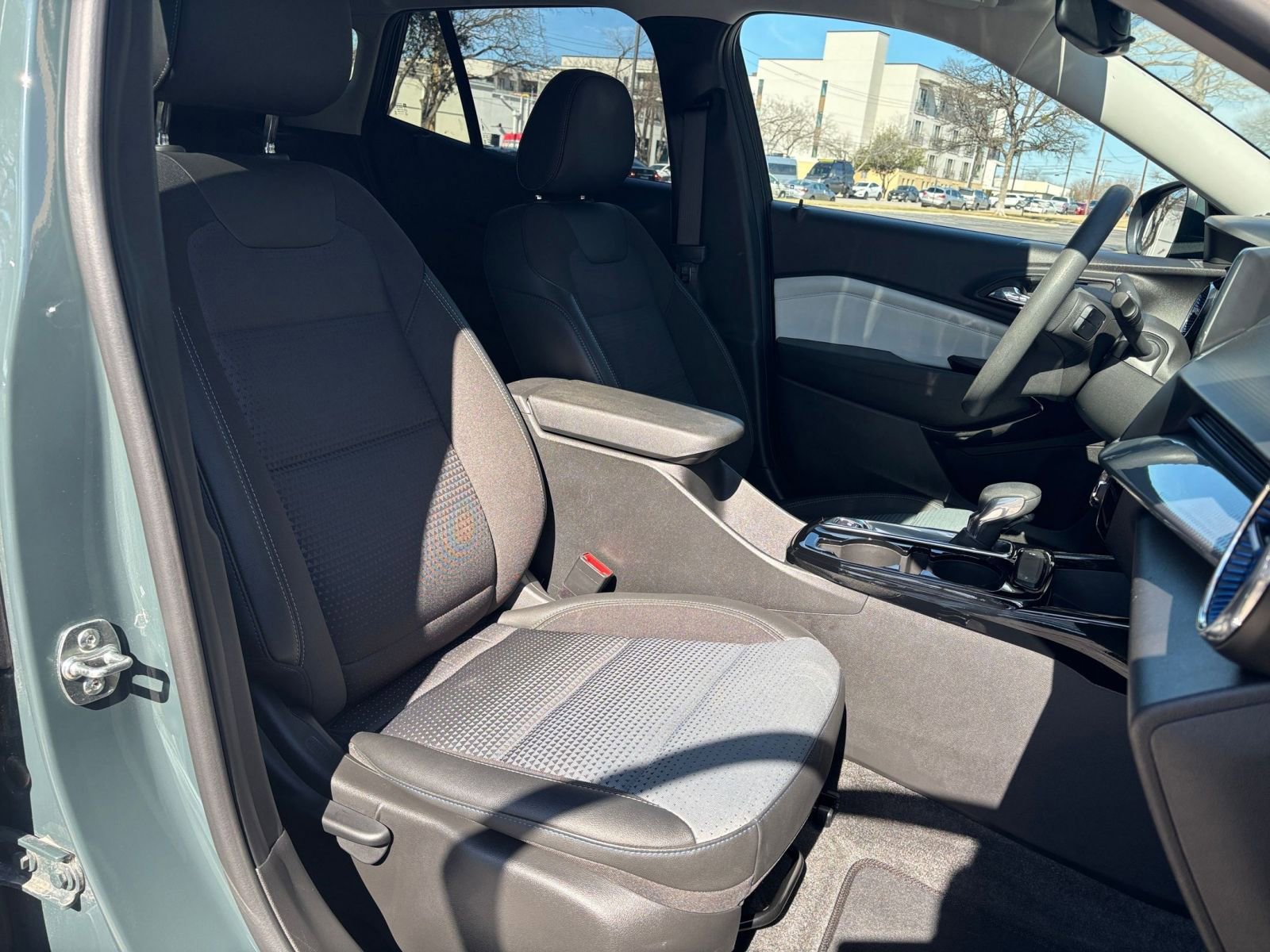 Thumbnail: 2025 Chevrolet Trax - 22