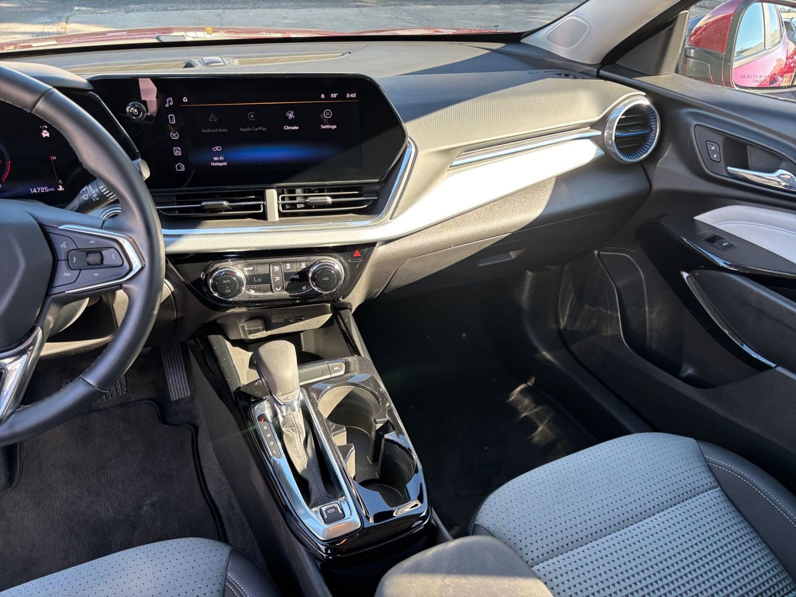 Thumbnail: 2025 Chevrolet Trax - 29