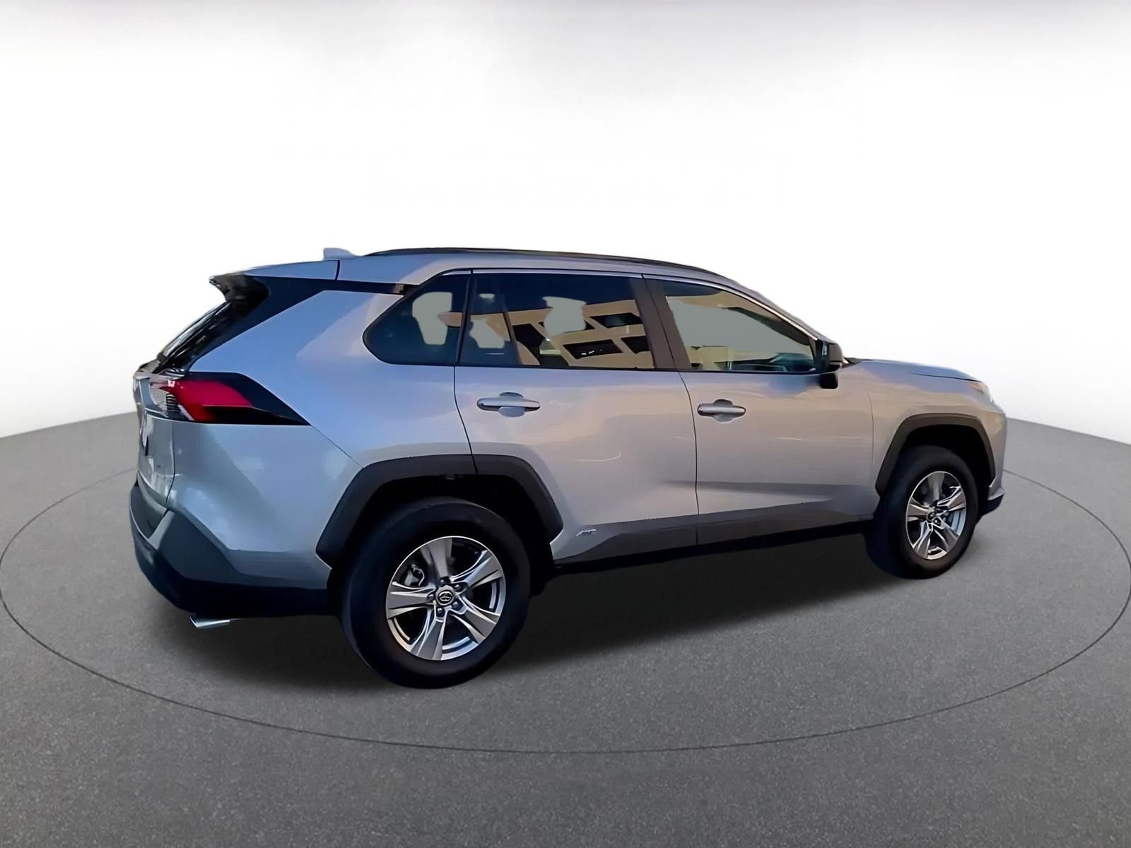 Thumbnail: 2025 Toyota RAV4 - 13