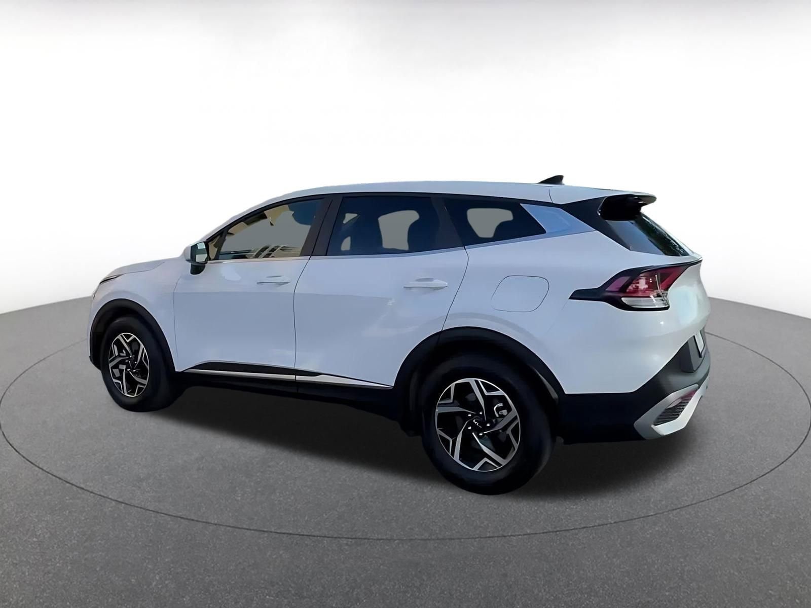 Thumbnail: 2025 Kia Sportage - 10