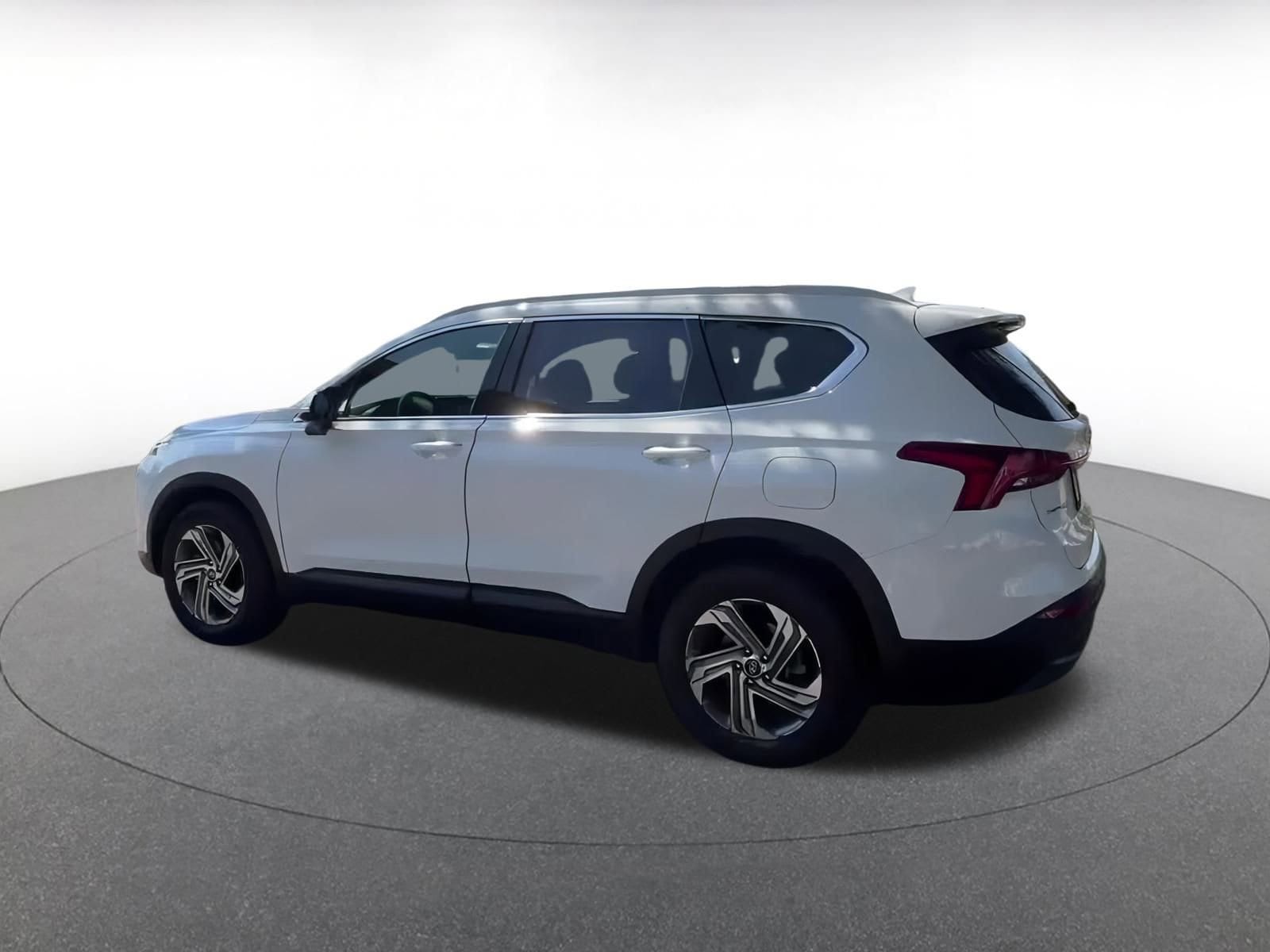 Thumbnail: 2023 Hyundai Santa Fe - 10