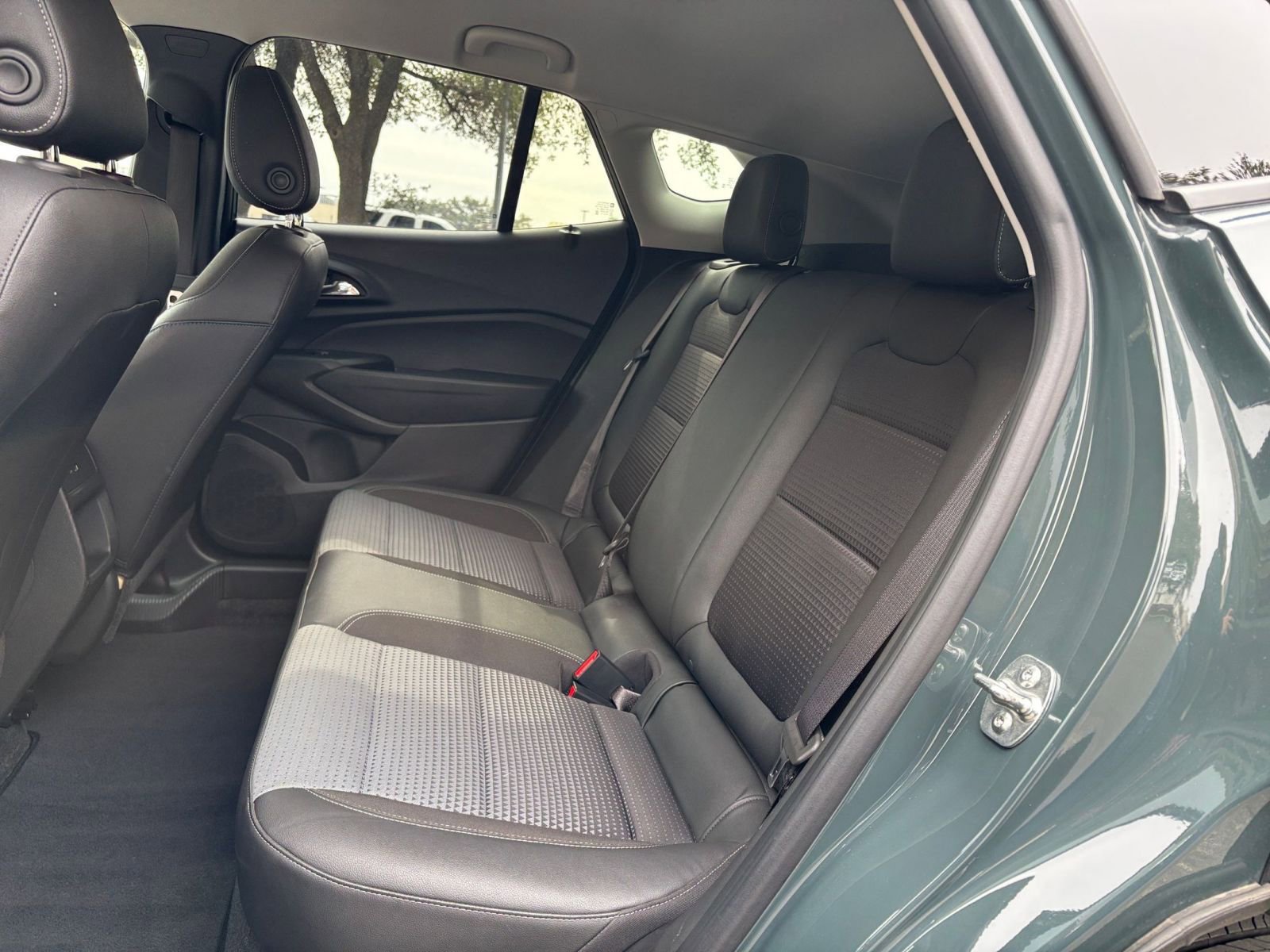 Thumbnail: 2025 Chevrolet Trax - 21