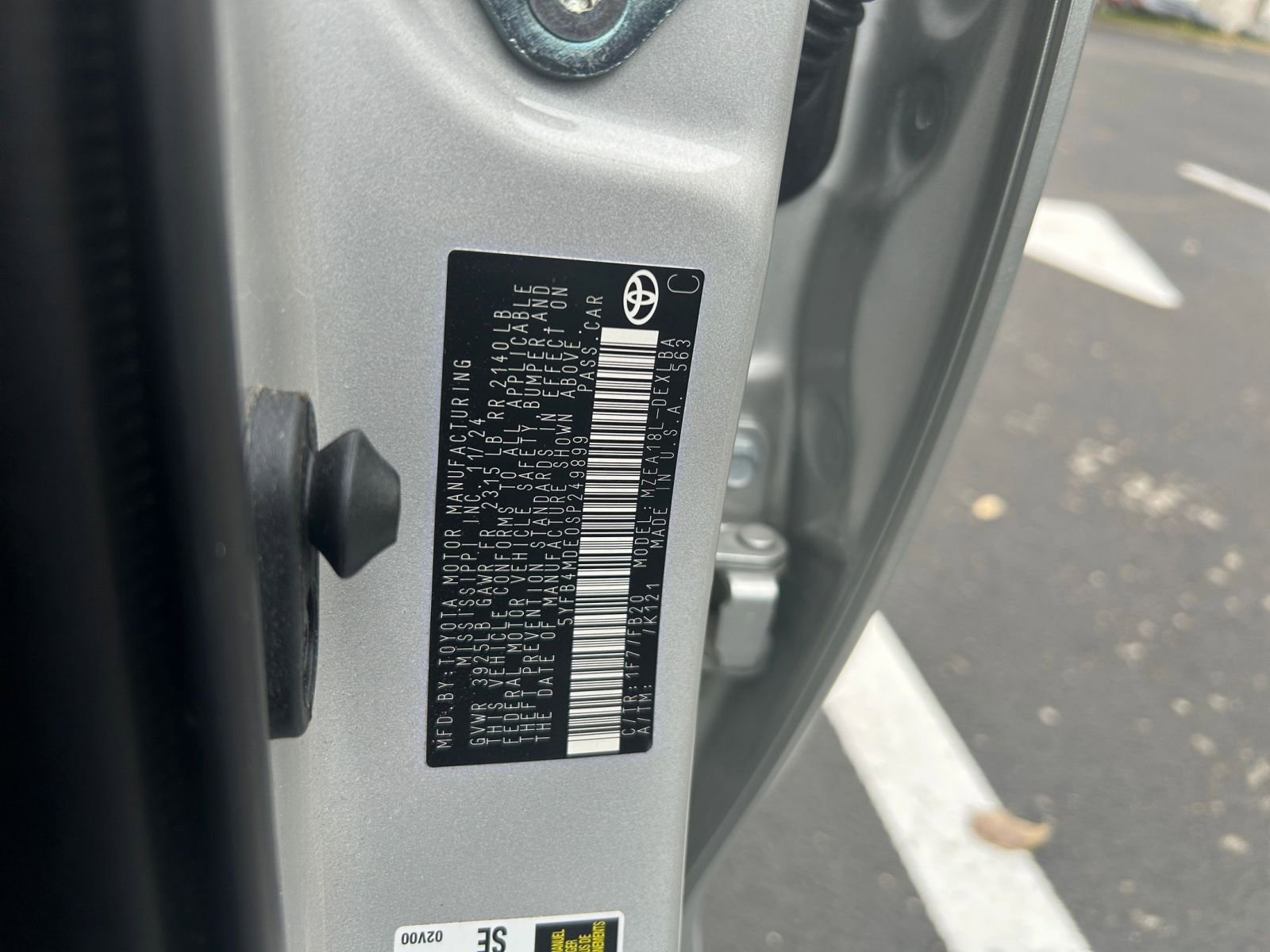 Thumbnail: 2025 Toyota Corolla - 27