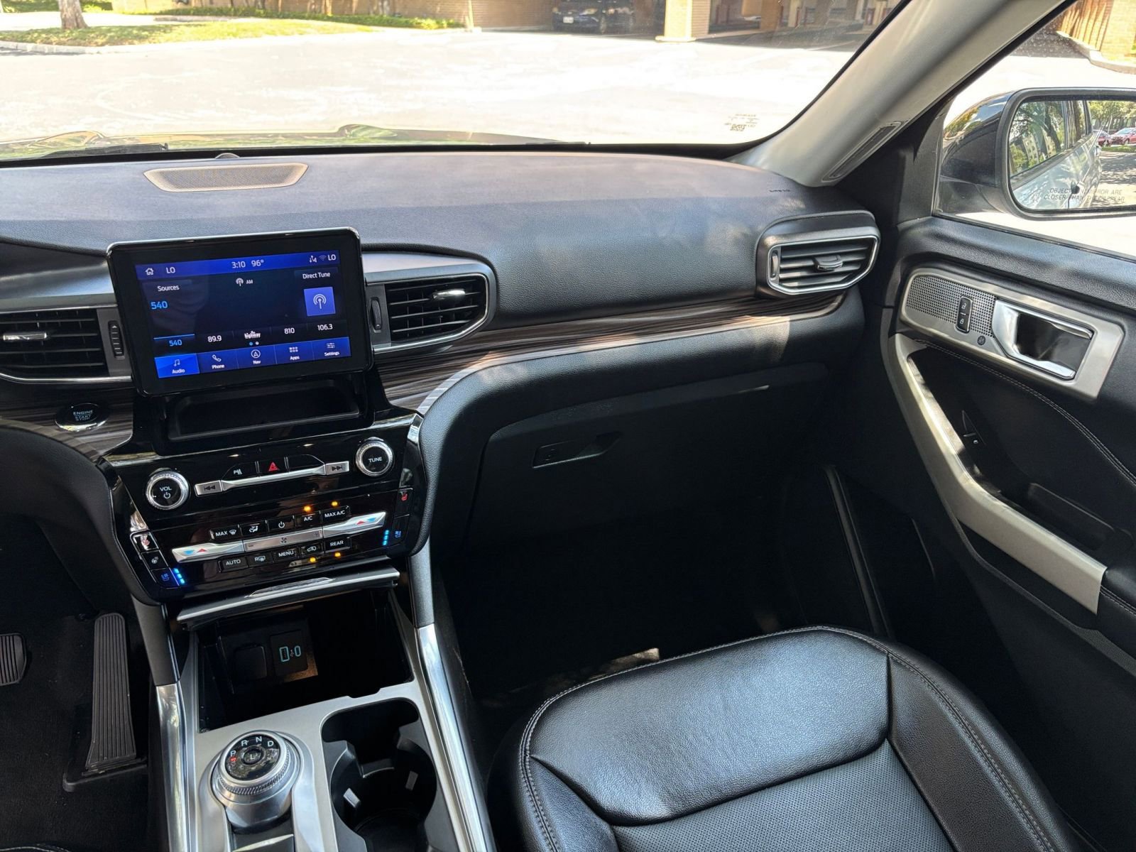 Thumbnail: 2024 Ford Explorer - 29