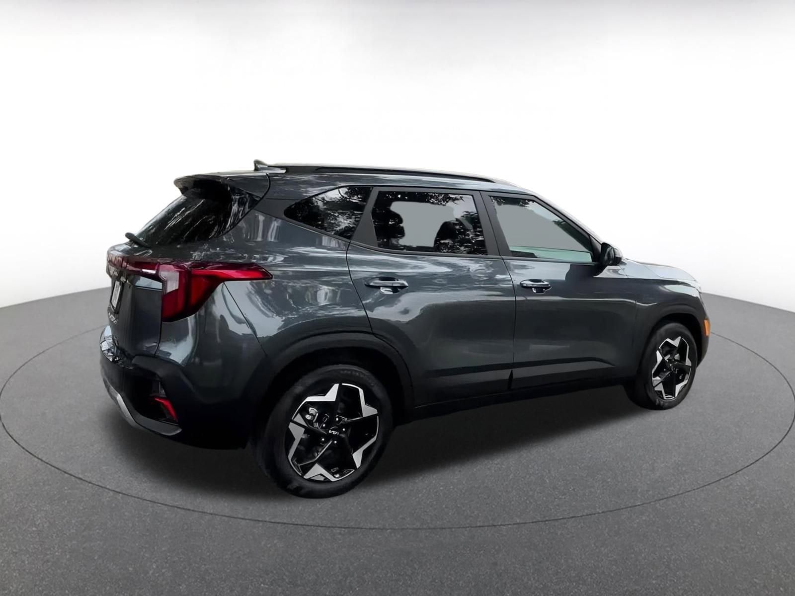 Thumbnail: 2025 Kia Seltos - 15