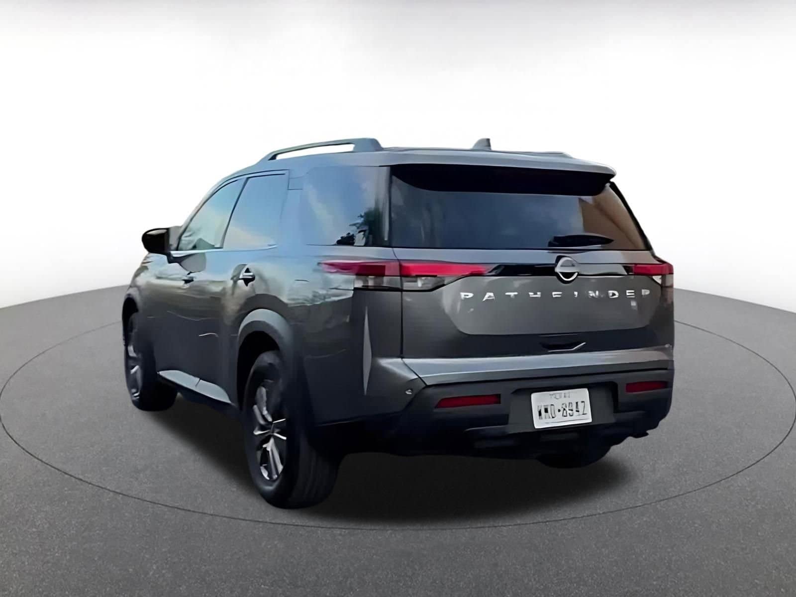 Thumbnail: 2025 Nissan Pathfinder - 8