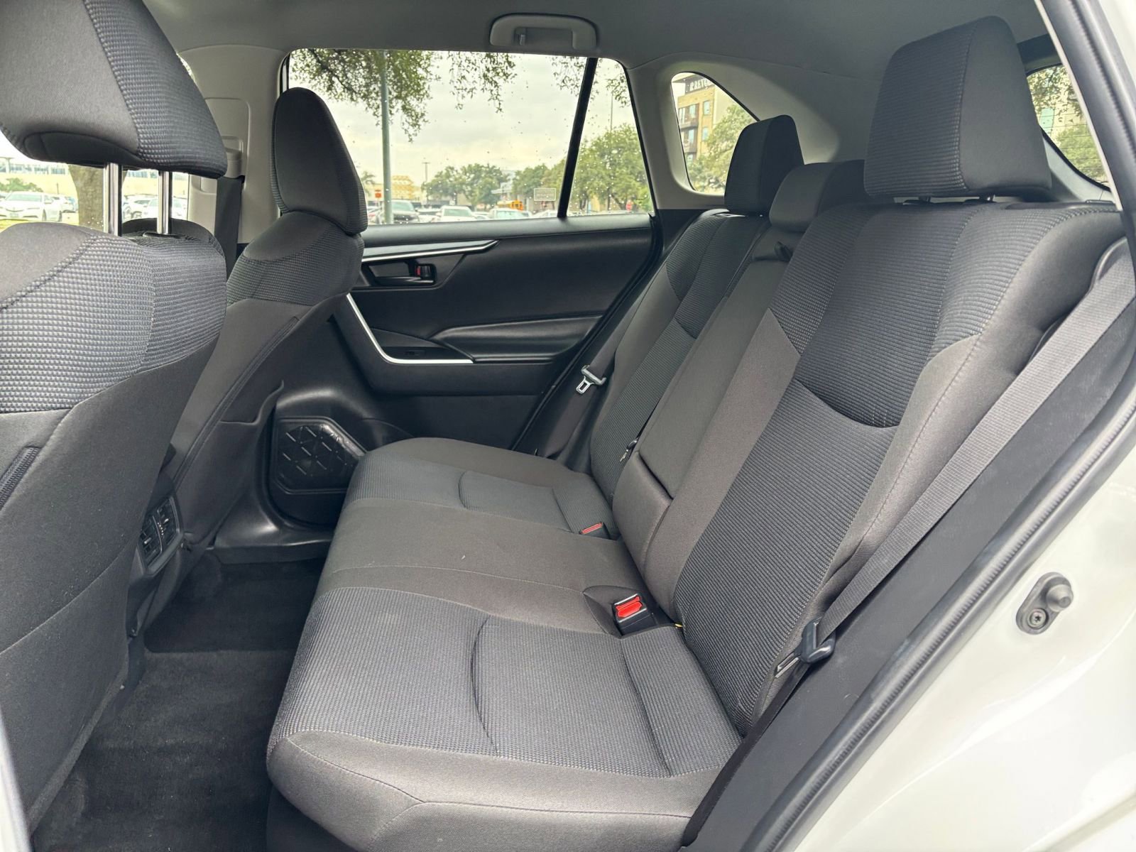 Thumbnail: 2025 Toyota RAV4 - 20