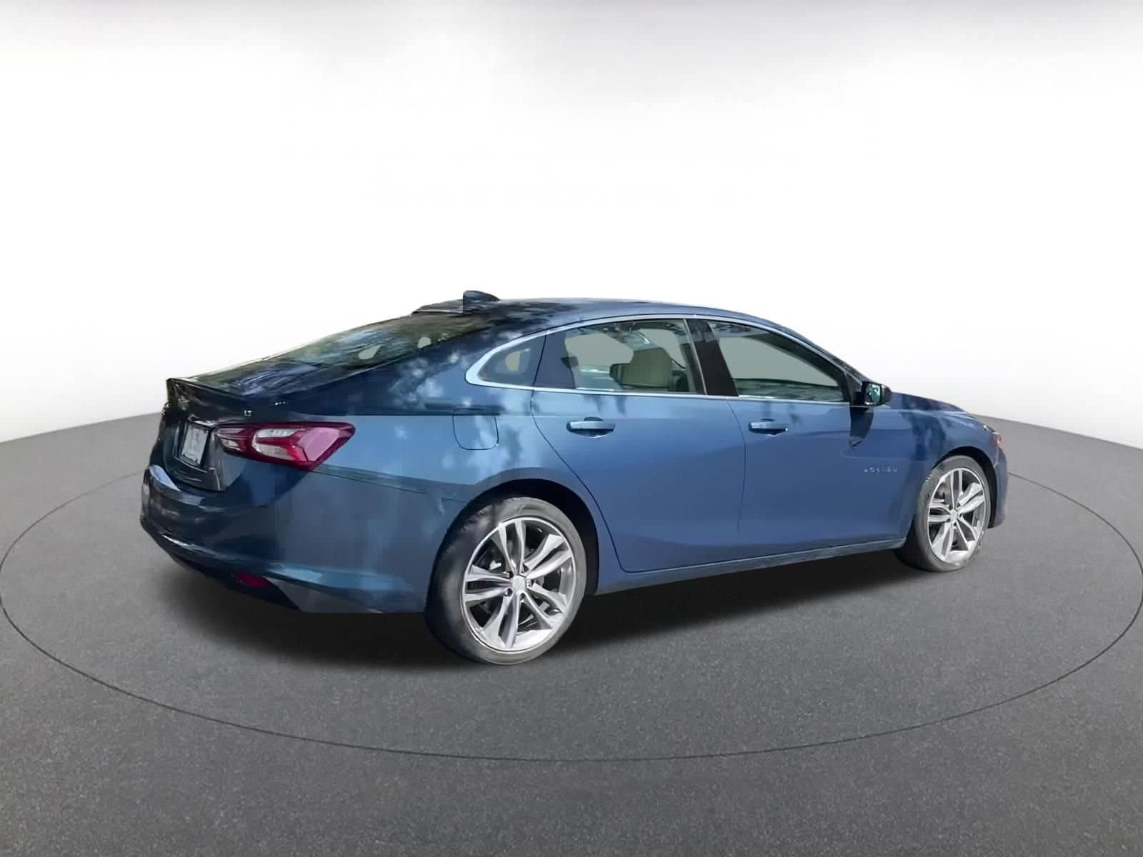 Thumbnail: 2024 Chevrolet Malibu - 13