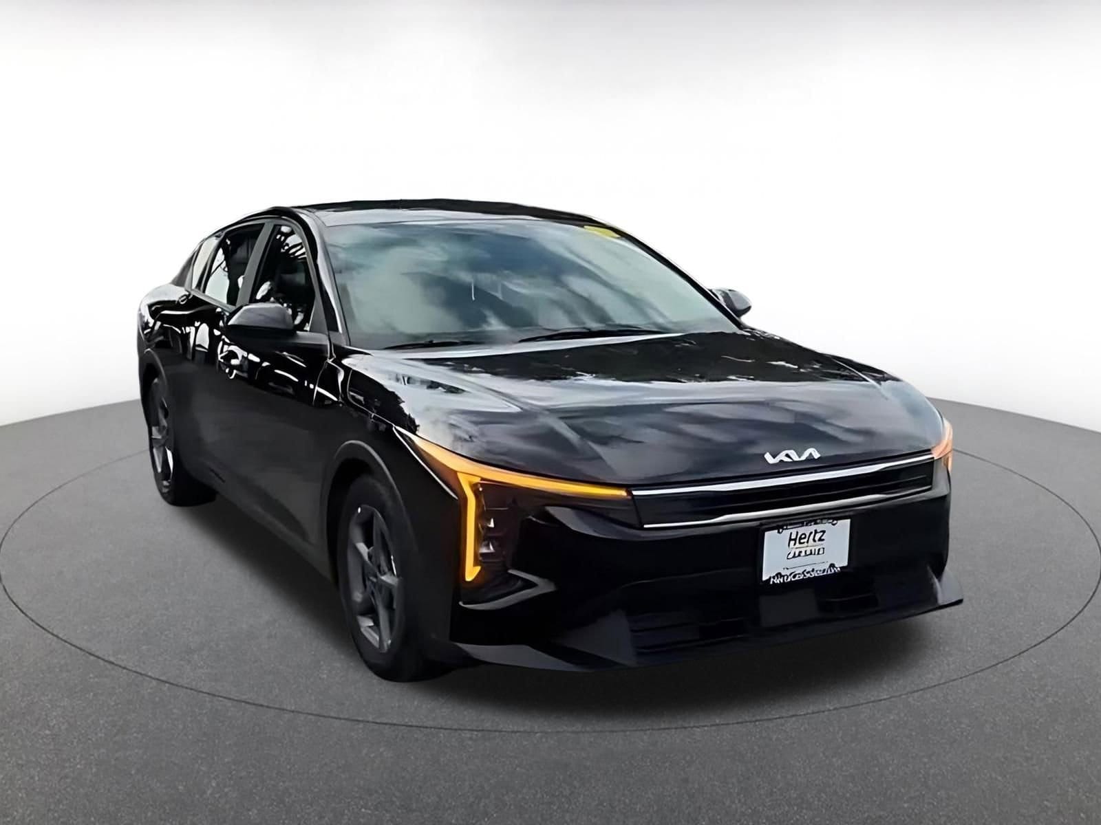 Thumbnail: 2025 Kia K4 - 3