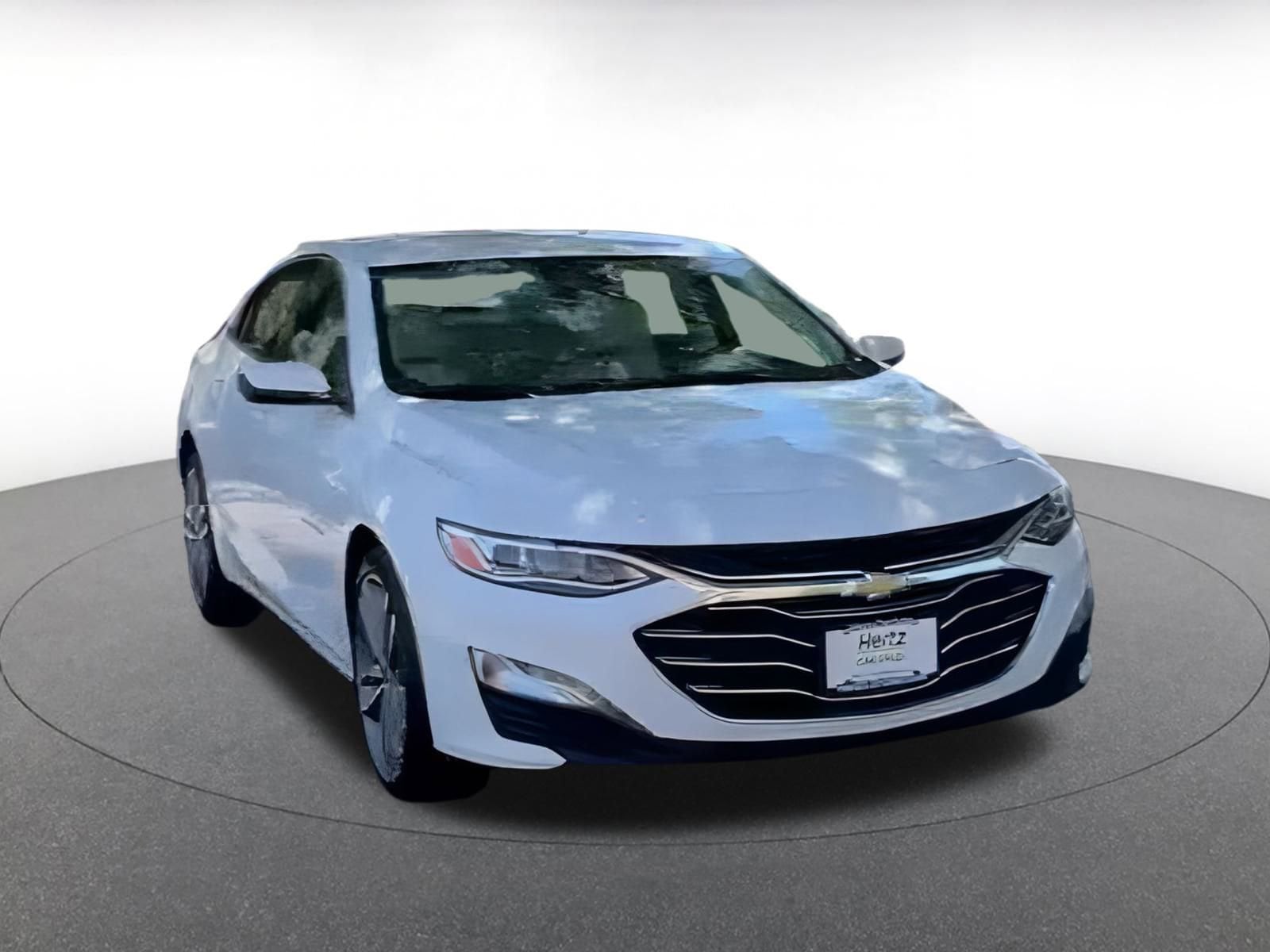 Thumbnail: 2024 Chevrolet Malibu - 3