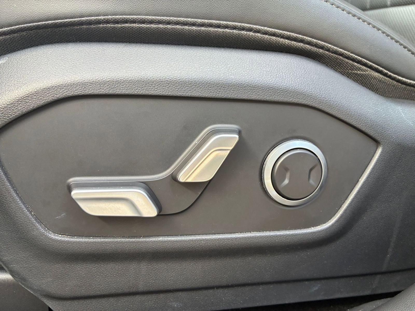 Thumbnail: 2025 Hyundai Santa Fe - 23