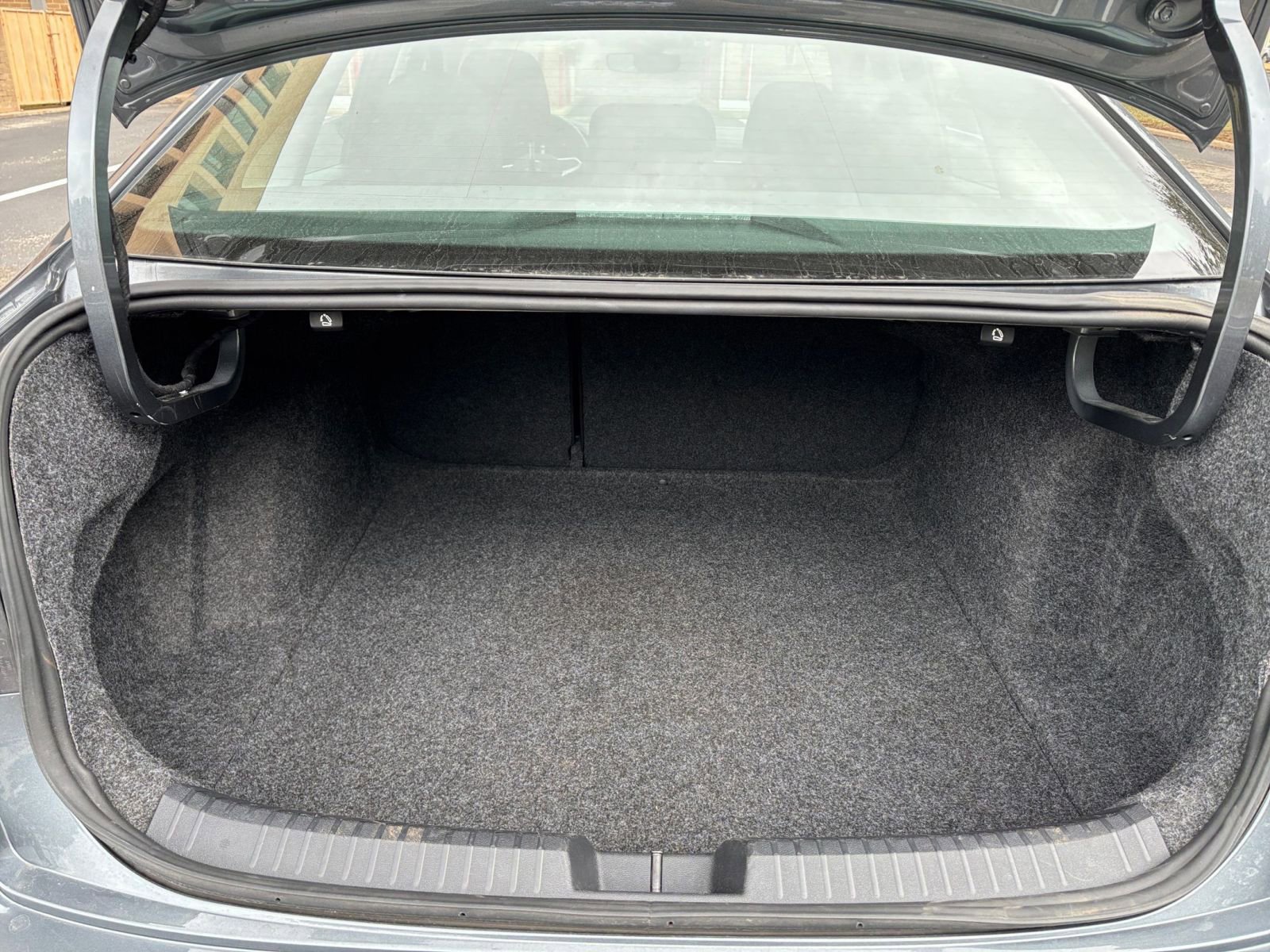 Thumbnail: 2025 Volkswagen Jetta - 26