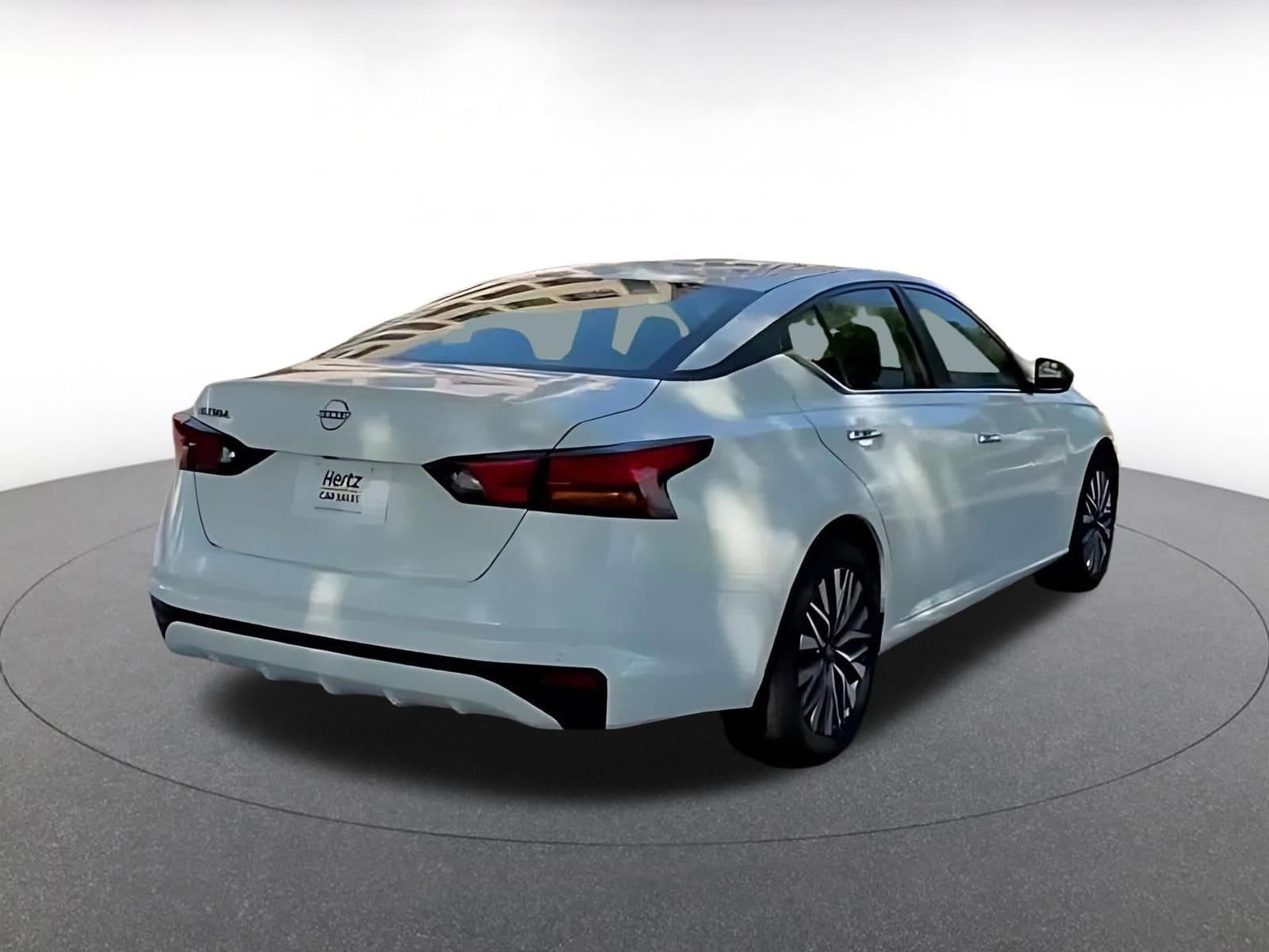 Thumbnail: 2025 Nissan Altima - 12