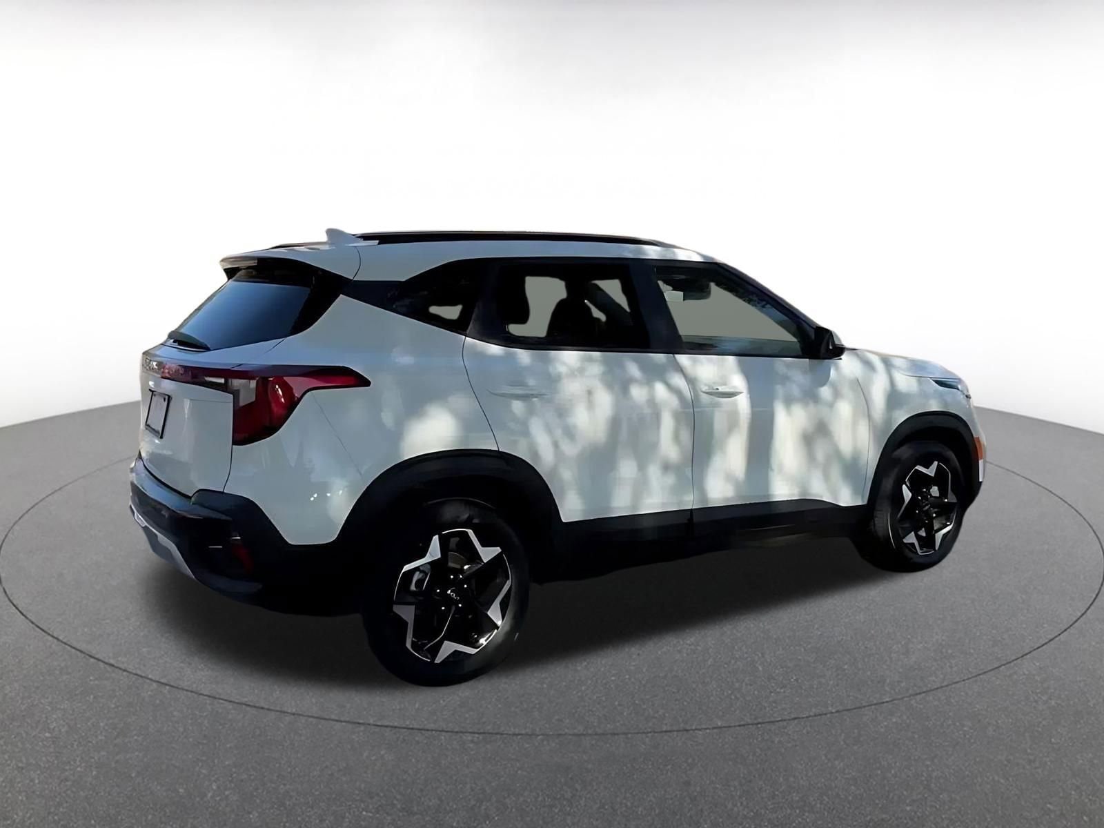 Thumbnail: 2025 Kia Seltos - 15