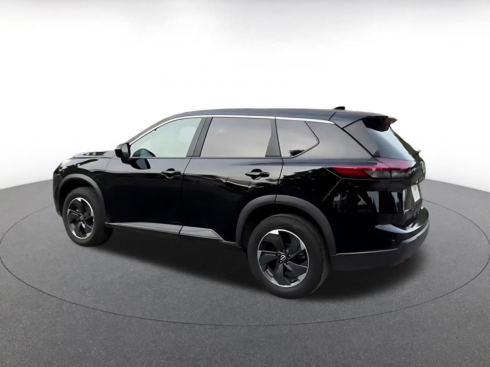 Thumbnail: 2025 Nissan Rogue - 10