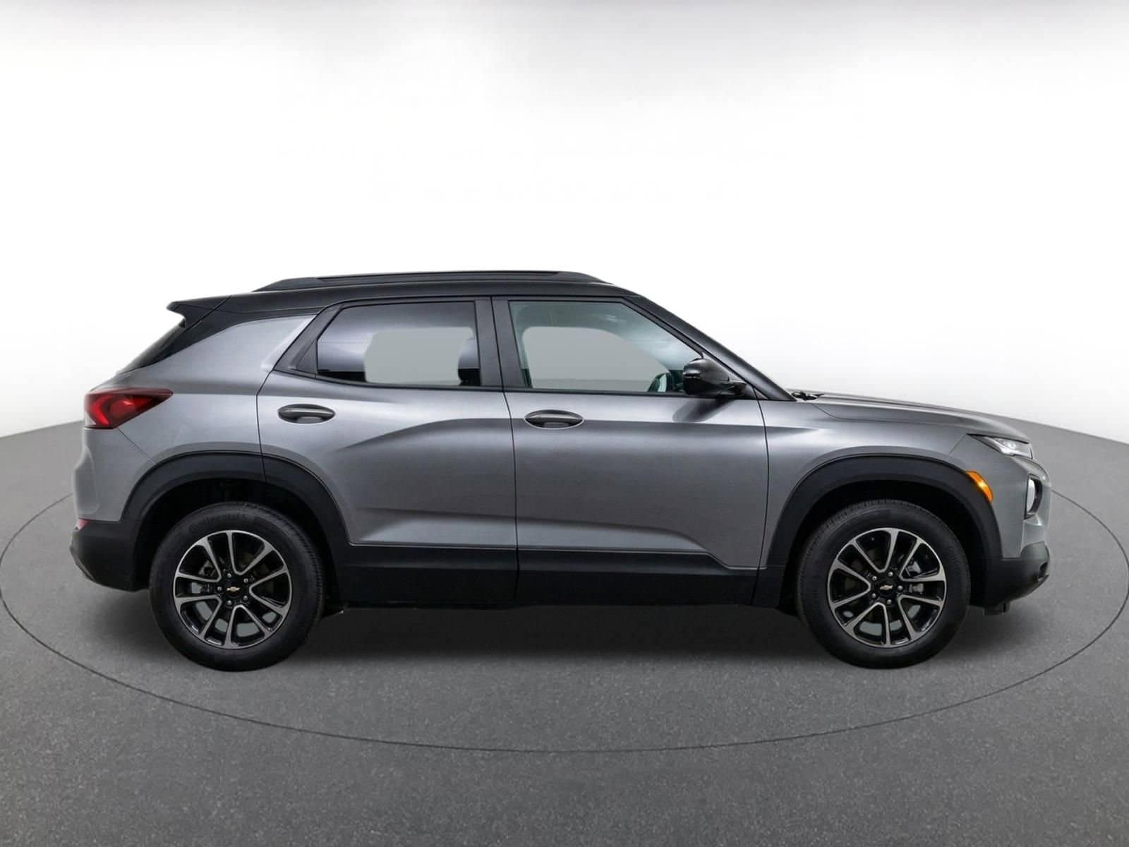 Thumbnail: 2025 Chevrolet TrailBlazer - 10