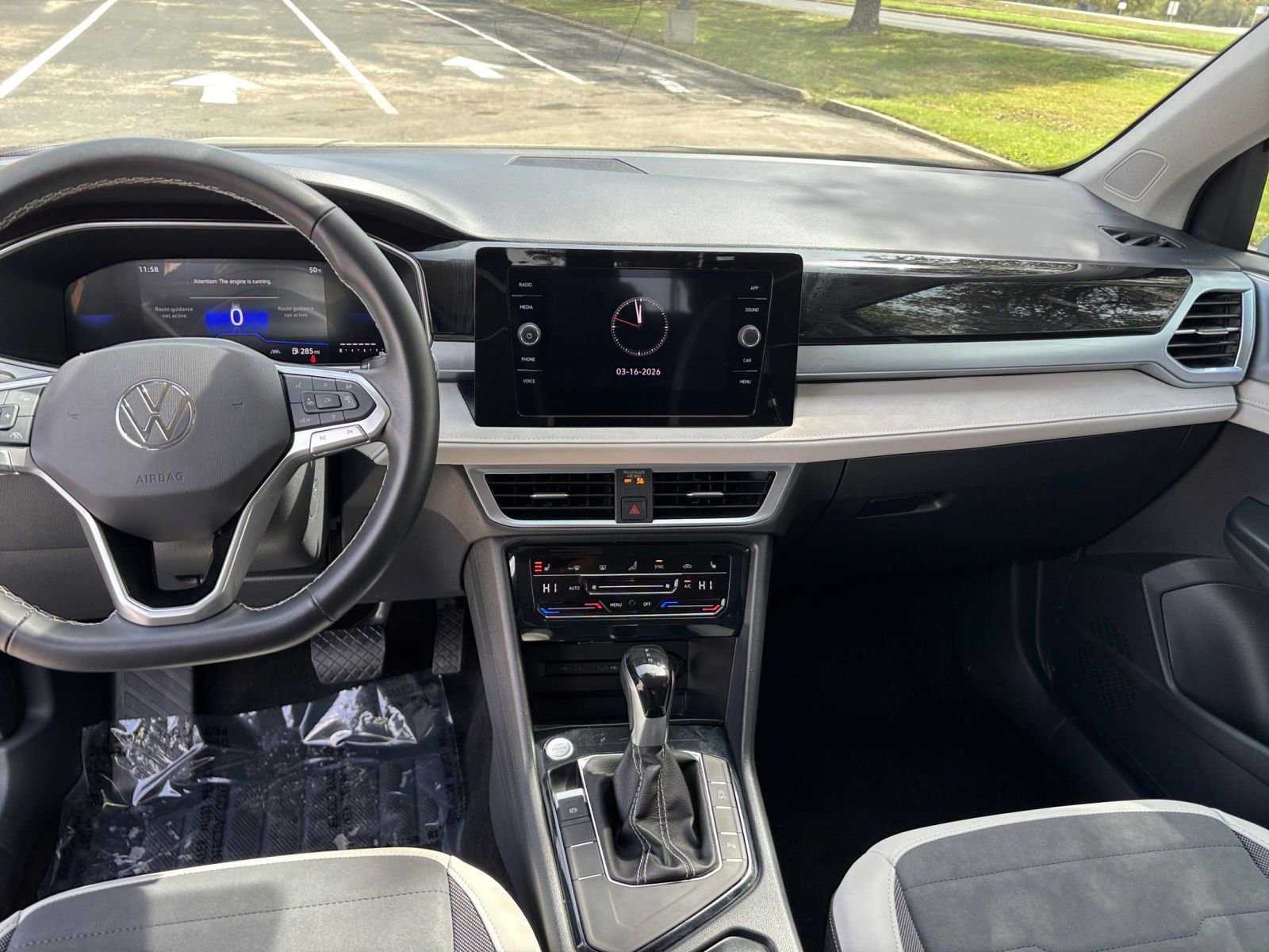 Thumbnail: 2025 Volkswagen Taos - 28