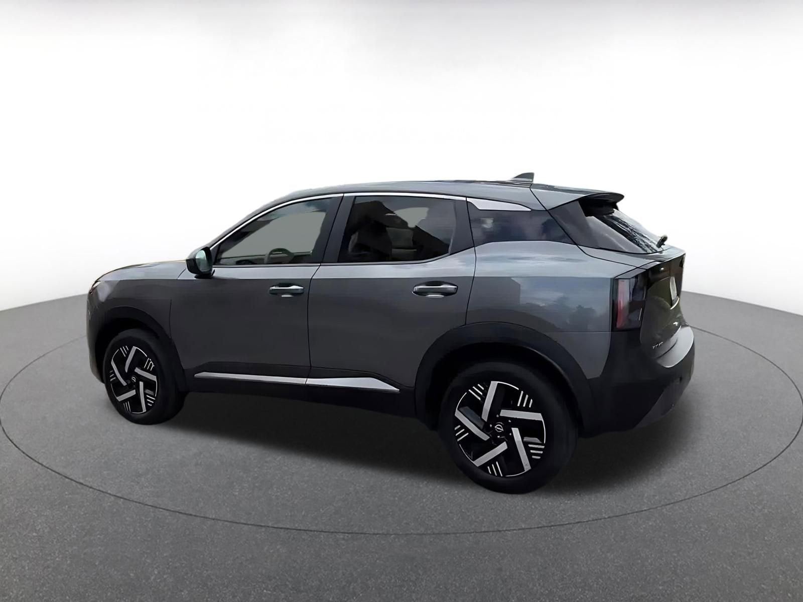 Thumbnail: 2025 Nissan Kicks - 10