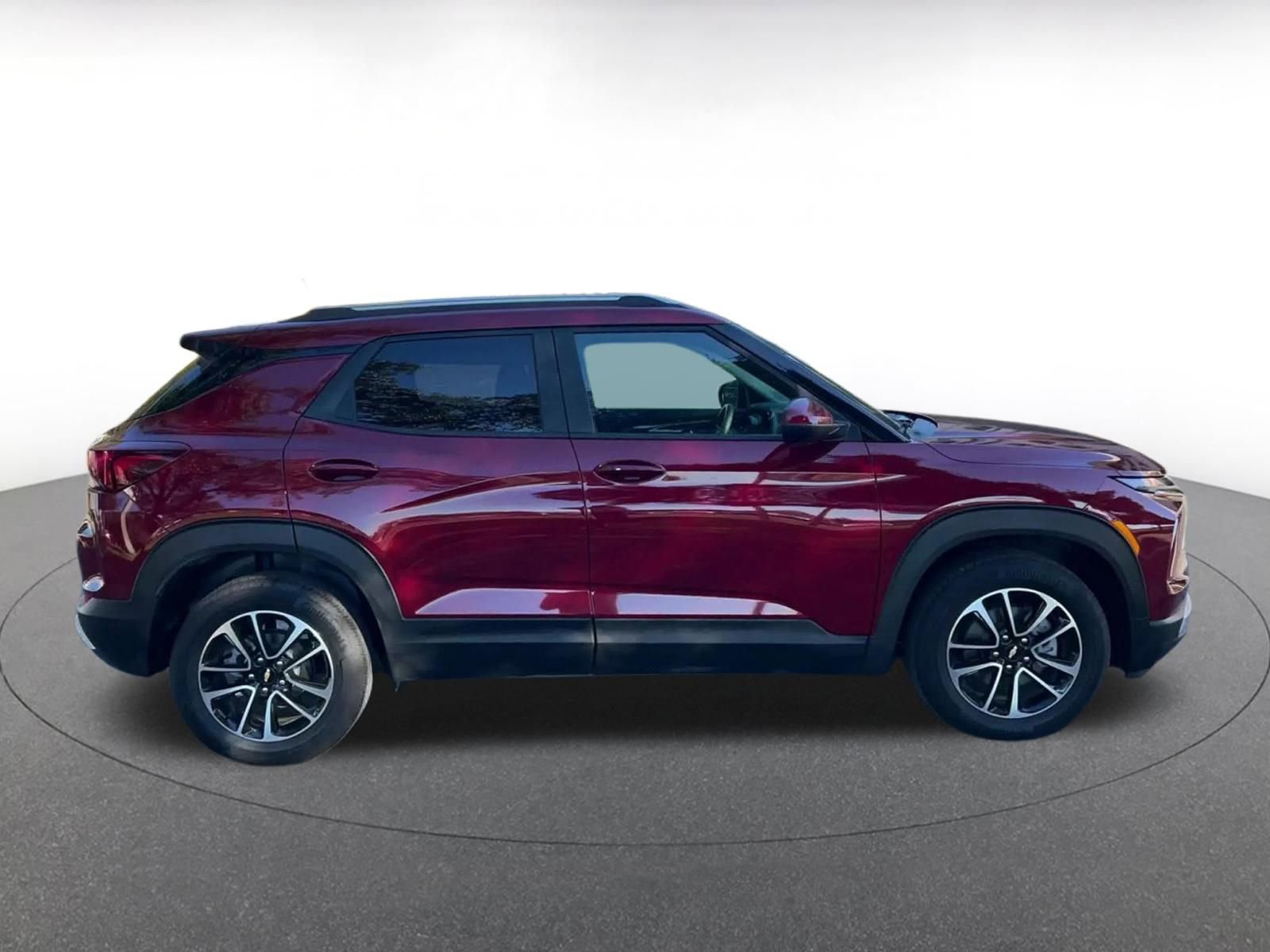 Thumbnail: 2025 Chevrolet TrailBlazer - 16