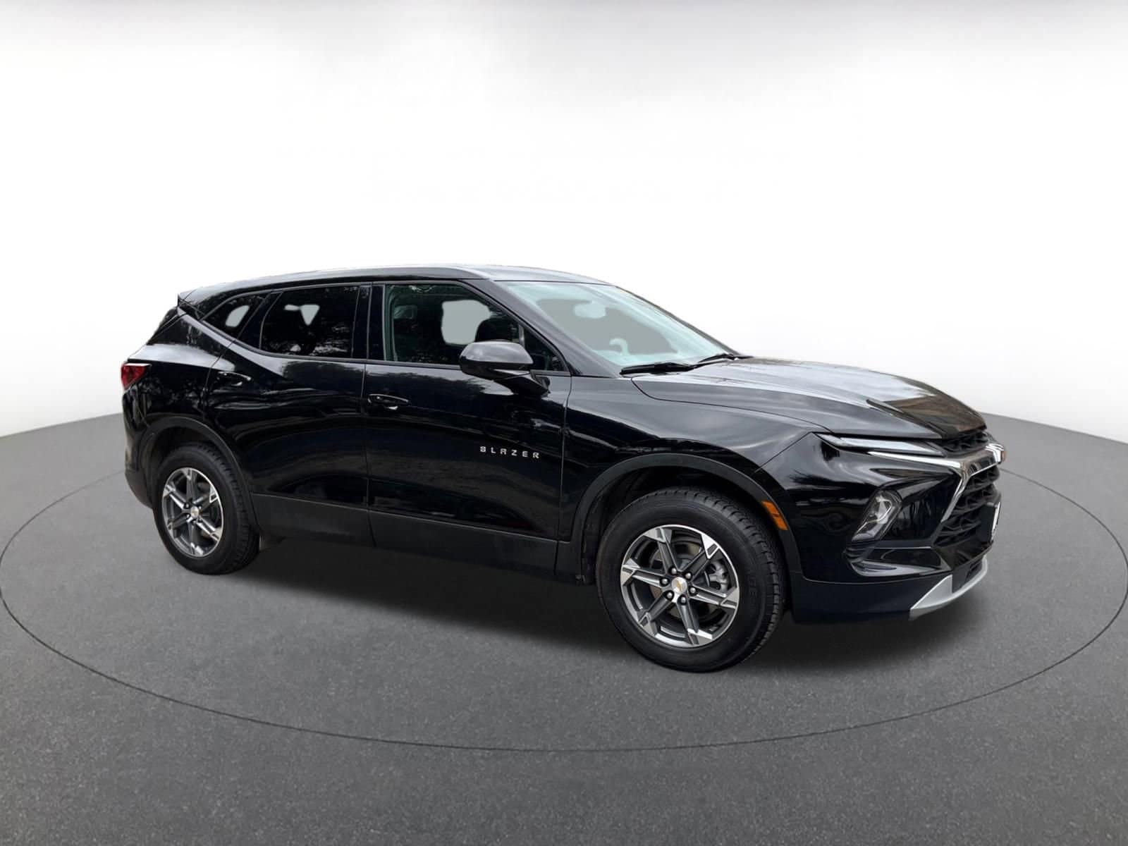 Thumbnail: 2025 Chevrolet Blazer - 1