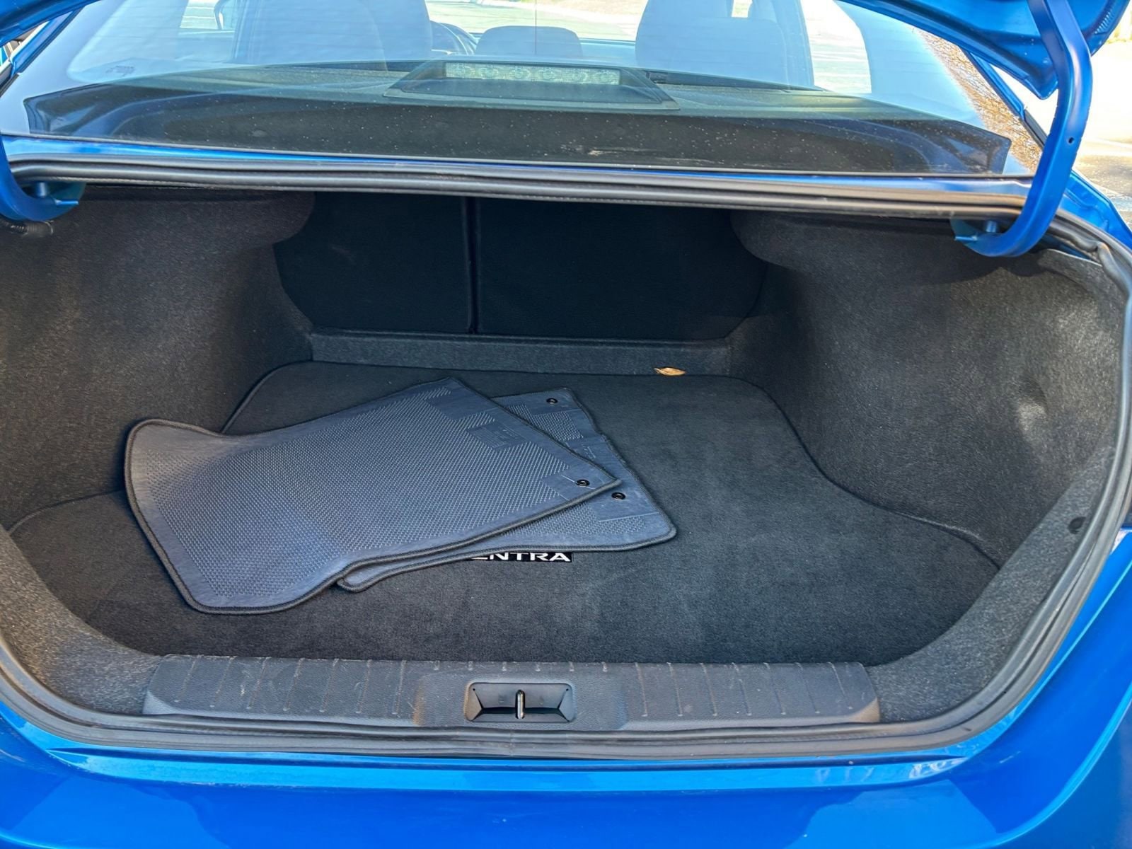 Thumbnail: 2025 Nissan Sentra - 25