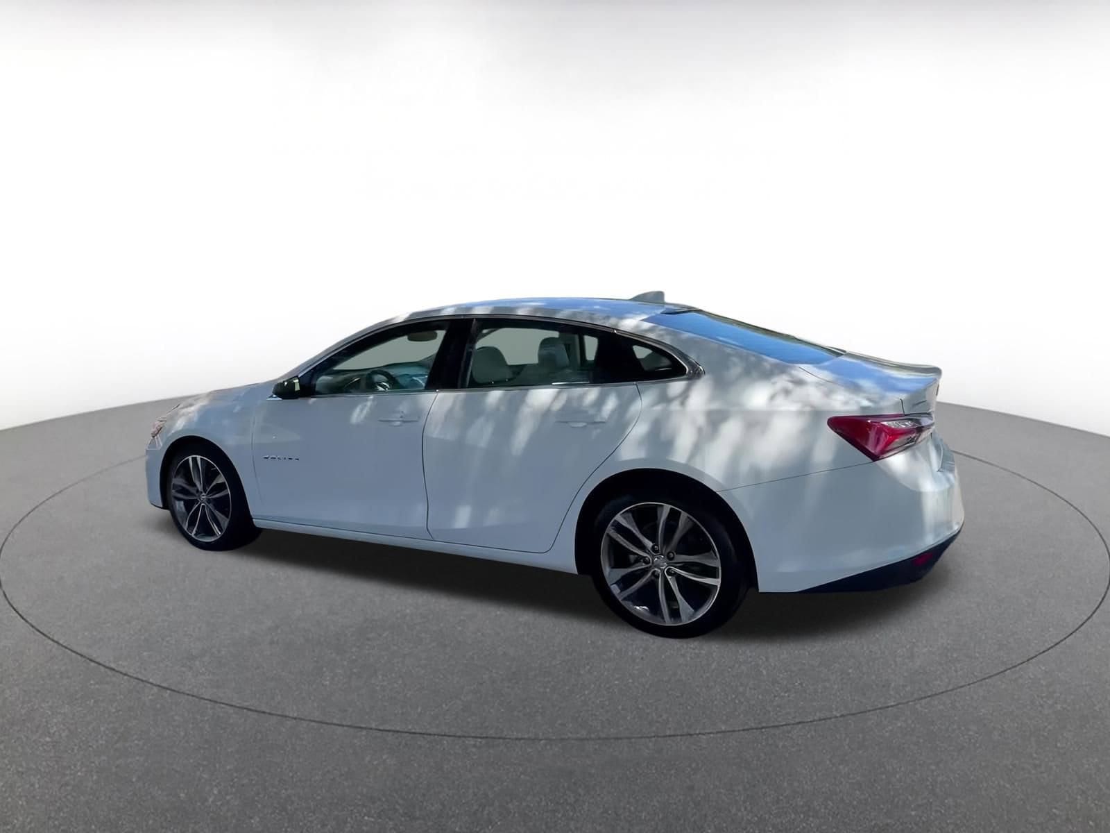 Thumbnail: 2024 Chevrolet Malibu - 10