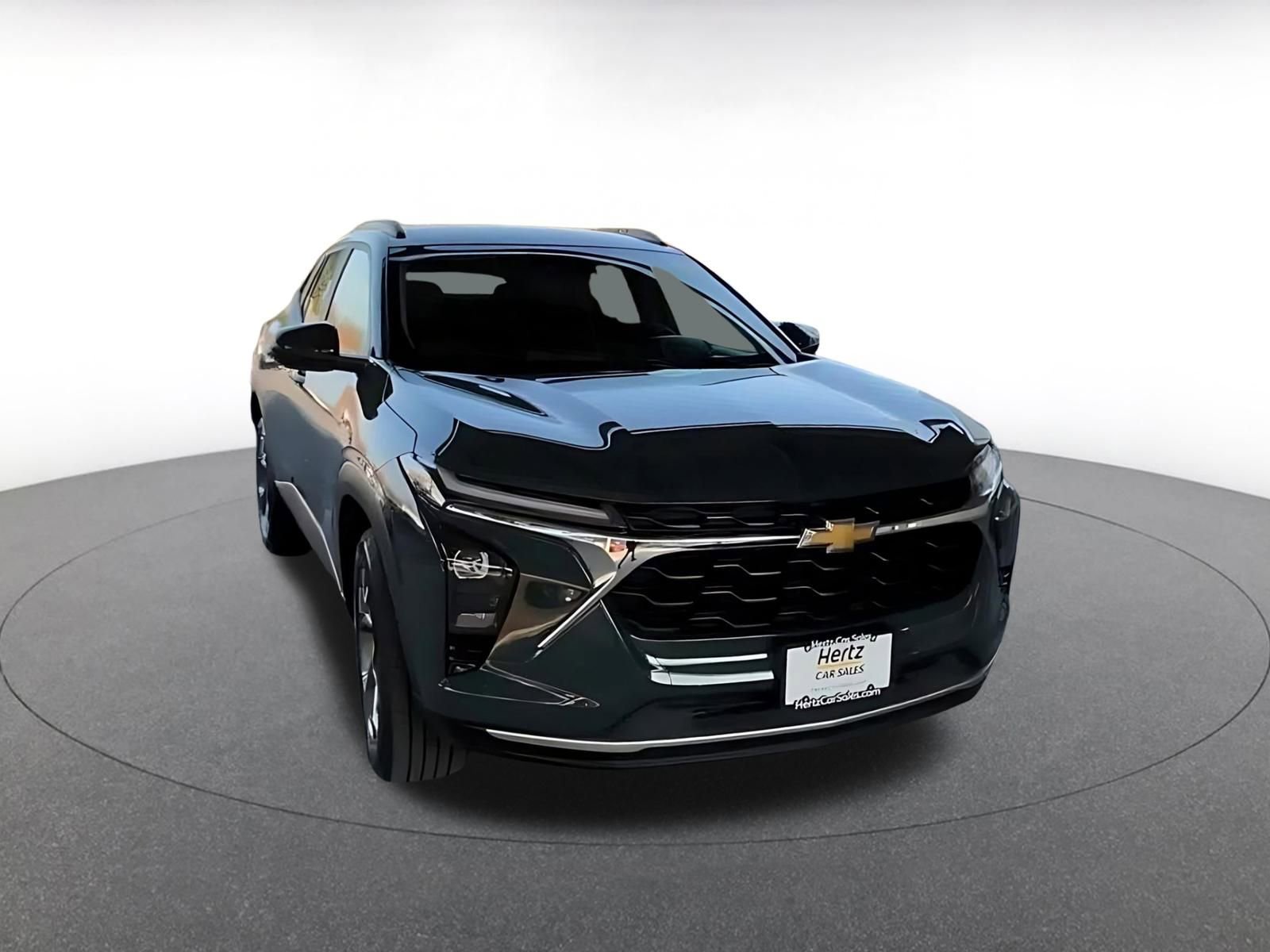 Thumbnail: 2025 Chevrolet Trax - 2