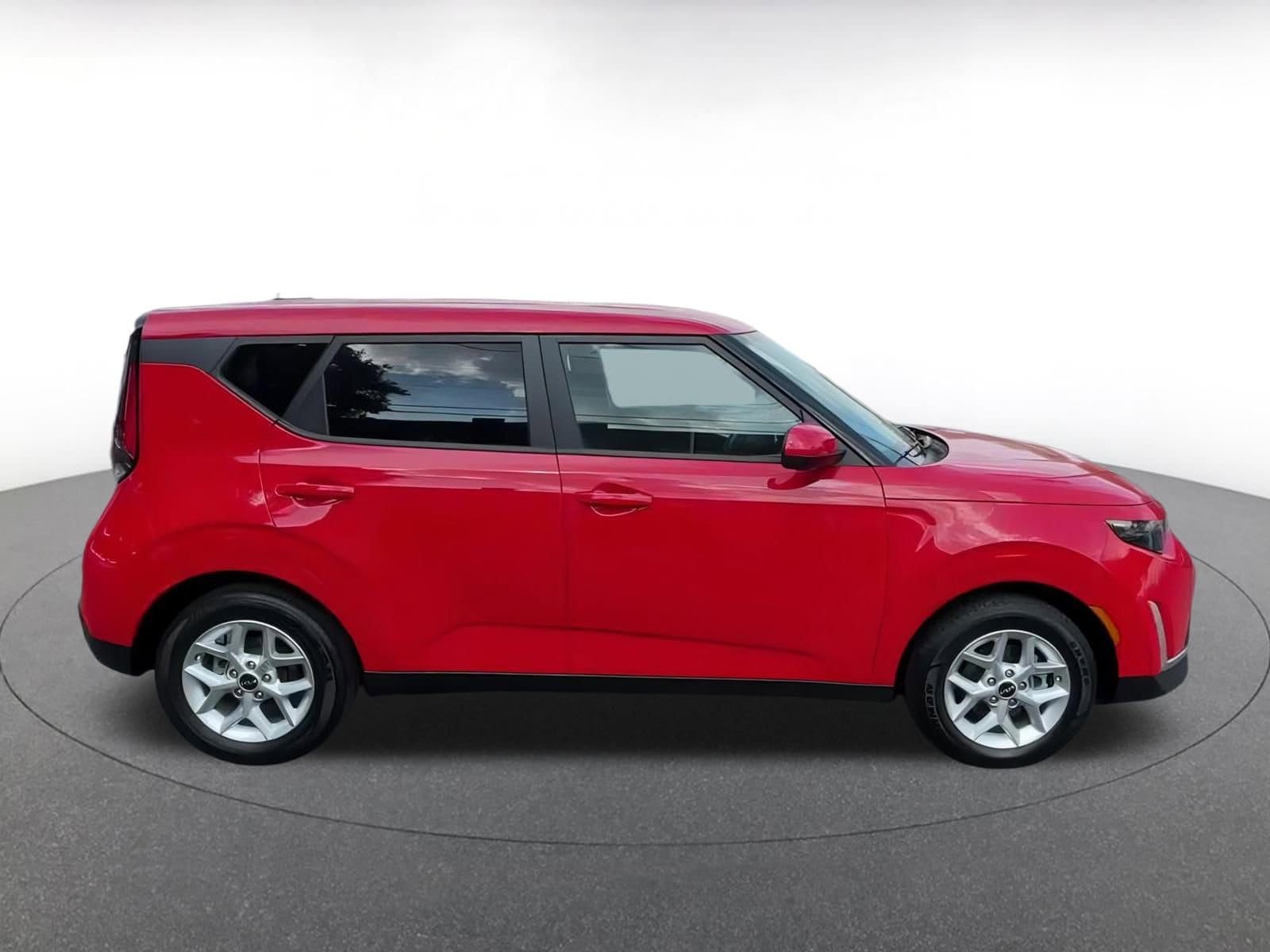 Thumbnail: 2025 Kia Soul - 16