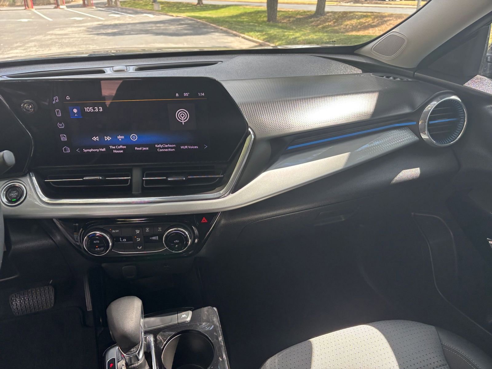 Thumbnail: 2025 Chevrolet Trax - 29