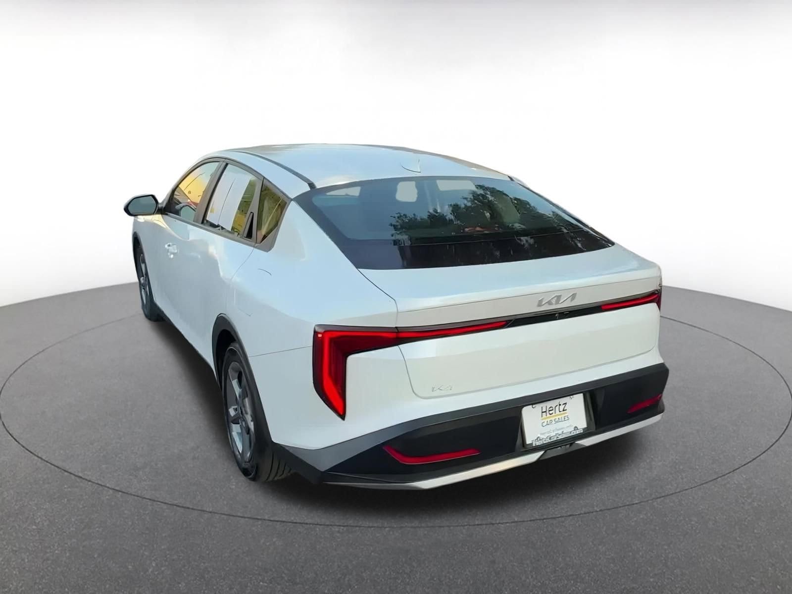 Thumbnail: 2025 Kia K4 - 10
