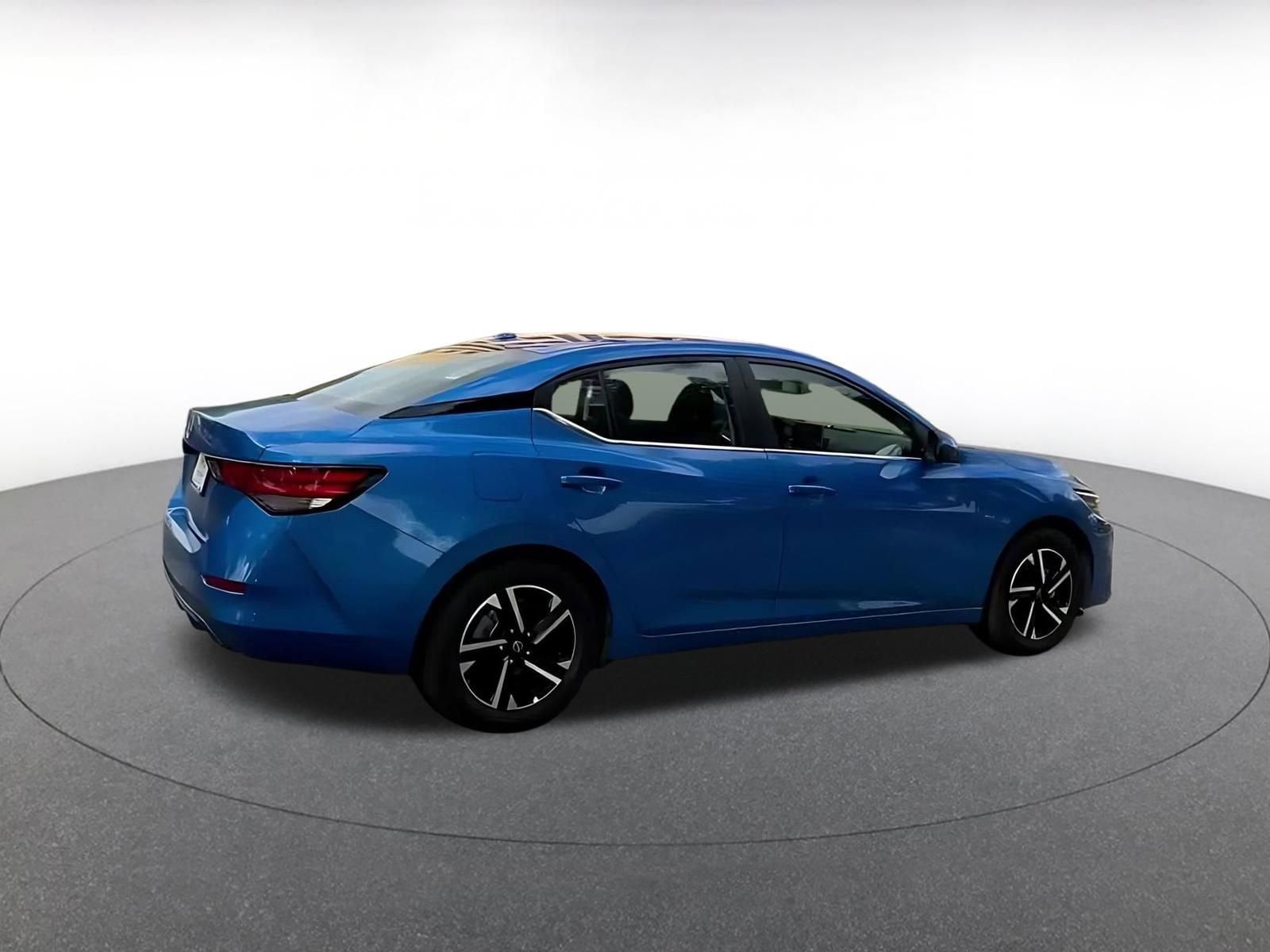 Thumbnail: 2025 Nissan Sentra - 13