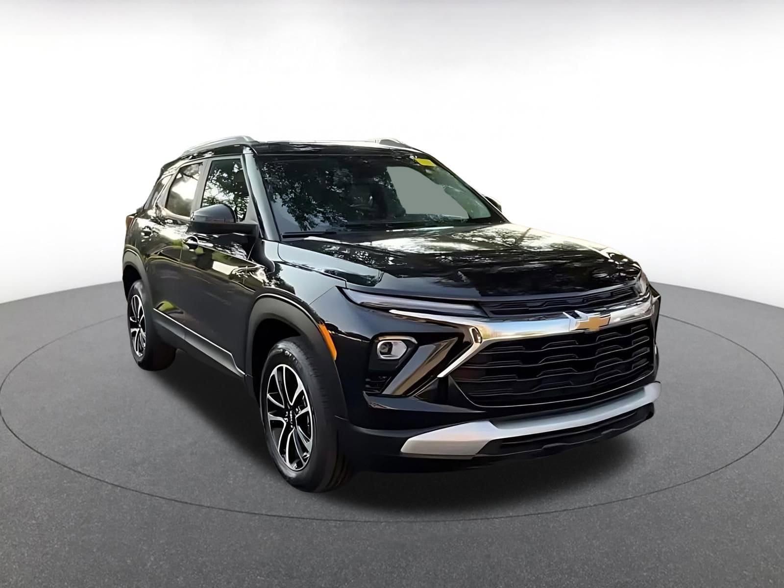 Thumbnail: 2025 Chevrolet TrailBlazer - 3