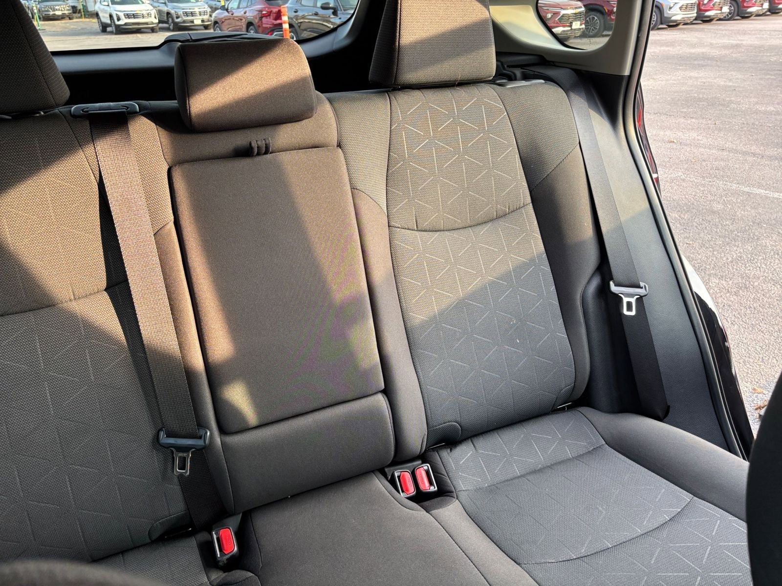 Thumbnail: 2025 Toyota RAV4 - 31