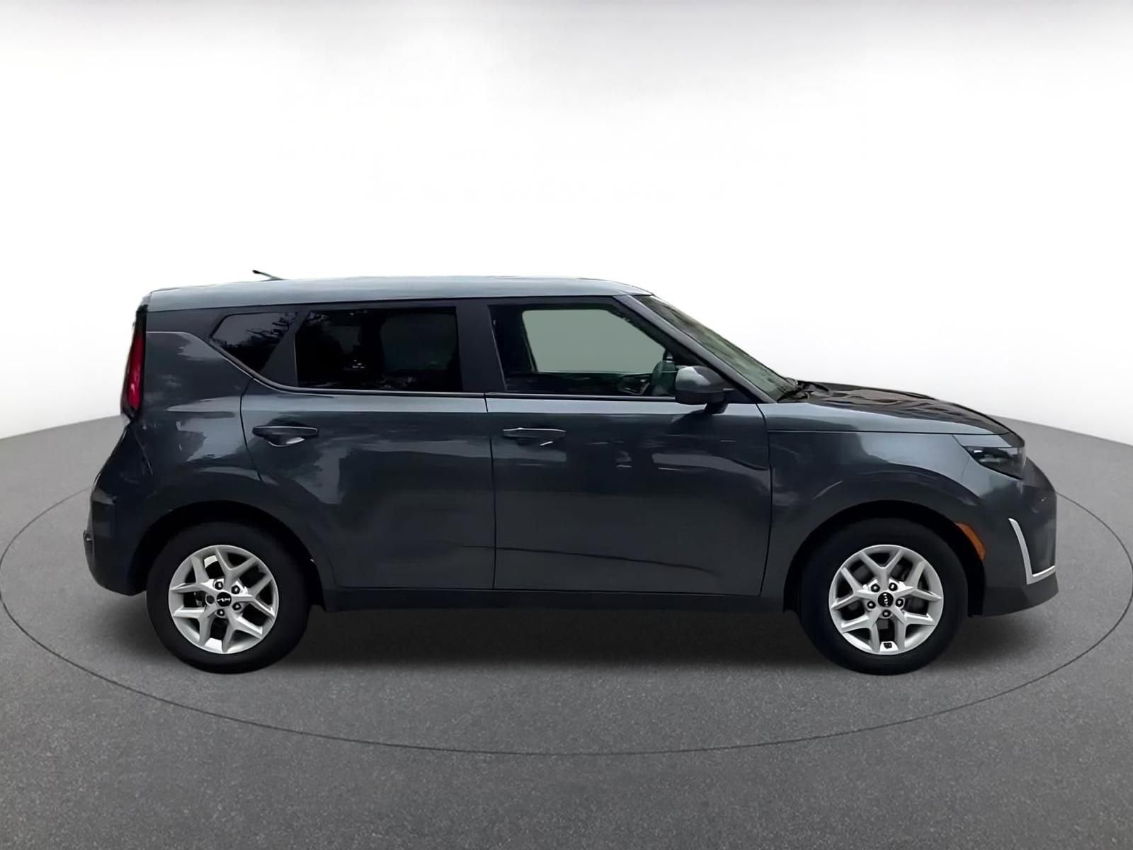 Thumbnail: 2025 Kia Soul - 16