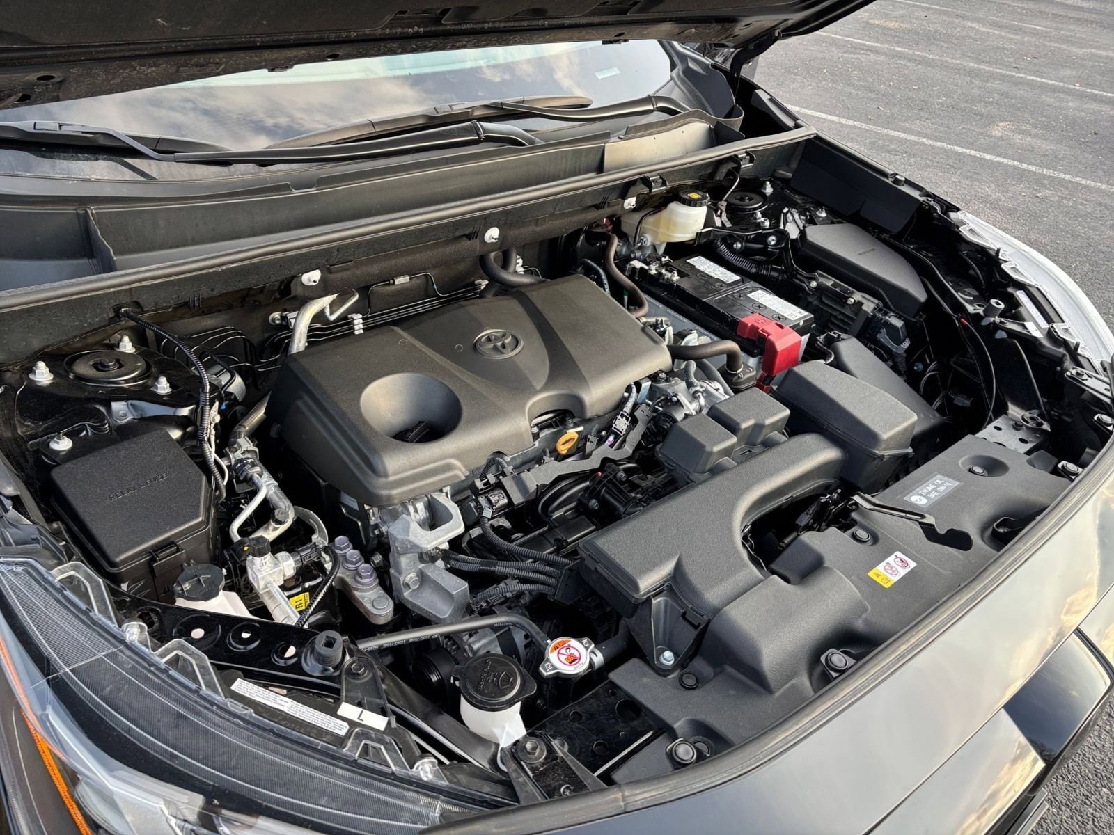 Thumbnail: 2025 Toyota RAV4 - 26