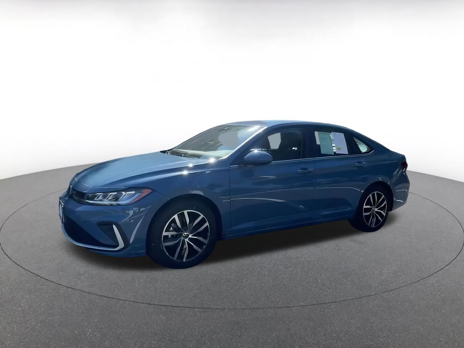 Thumbnail: 2025 Volkswagen Jetta - 6