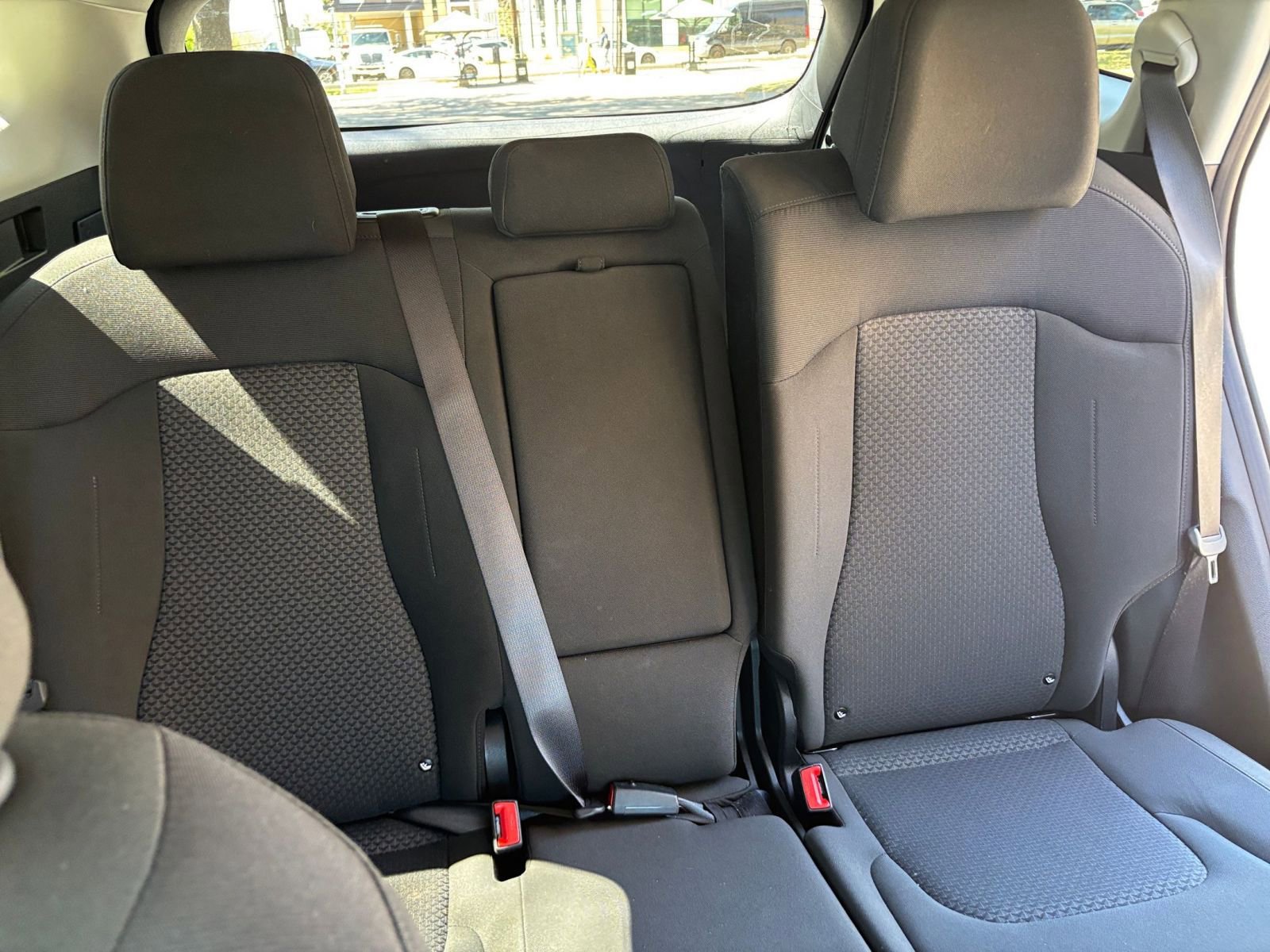 Thumbnail: 2025 Kia Sportage - 32