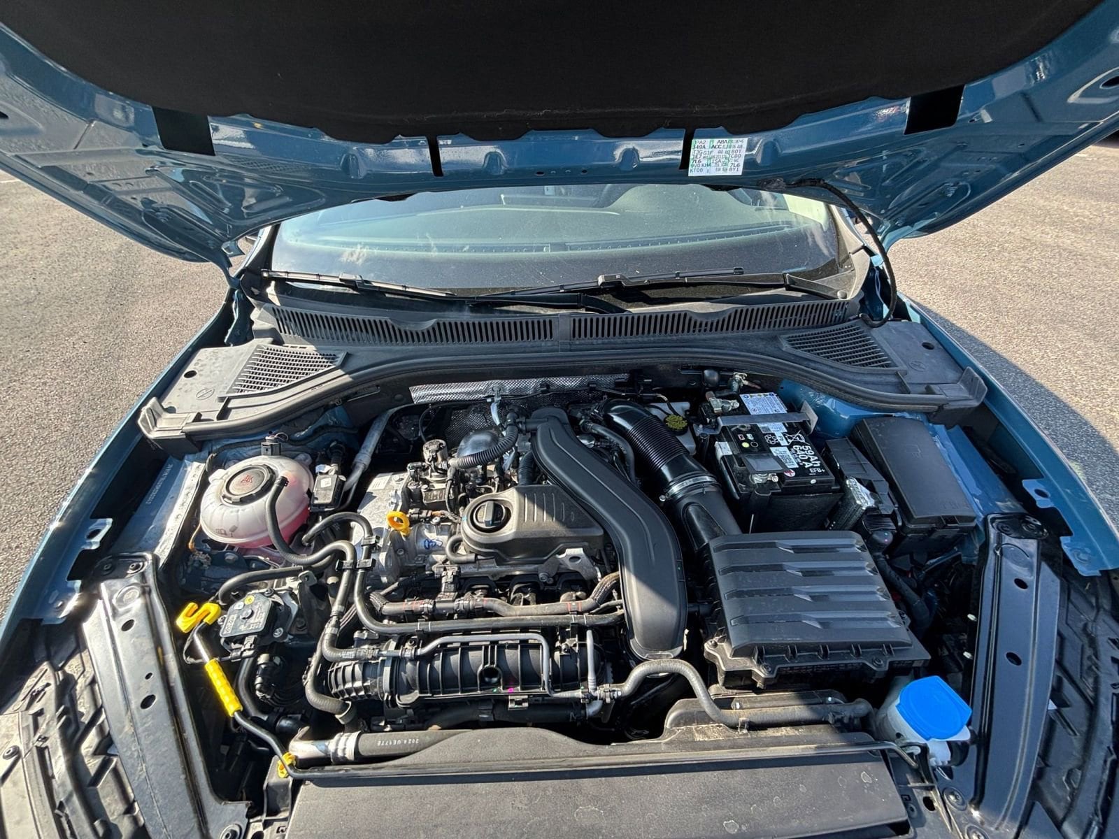 Thumbnail: 2025 Volkswagen Jetta - 30