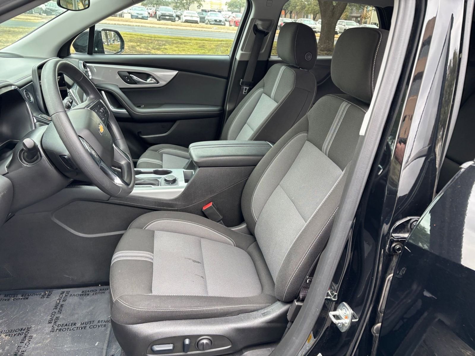 Thumbnail: 2025 Chevrolet Blazer - 31