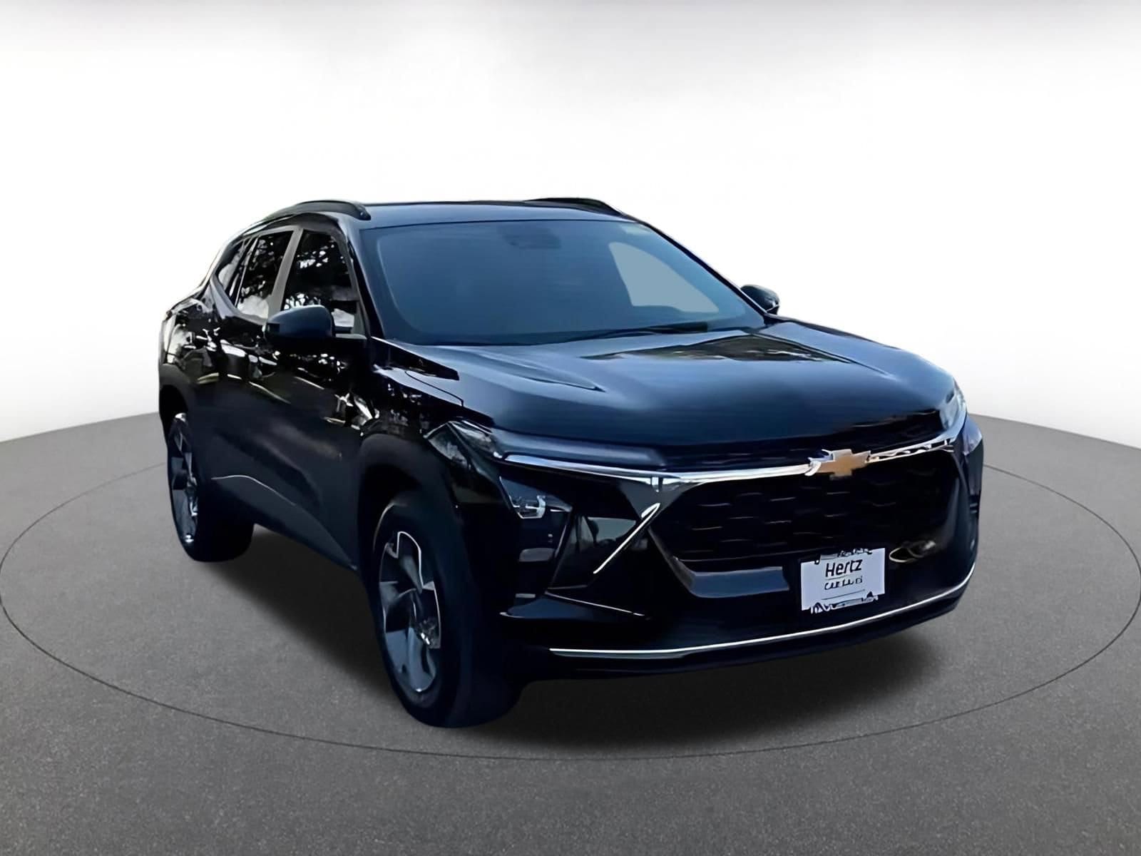 Thumbnail: 2025 Chevrolet Trax - 3