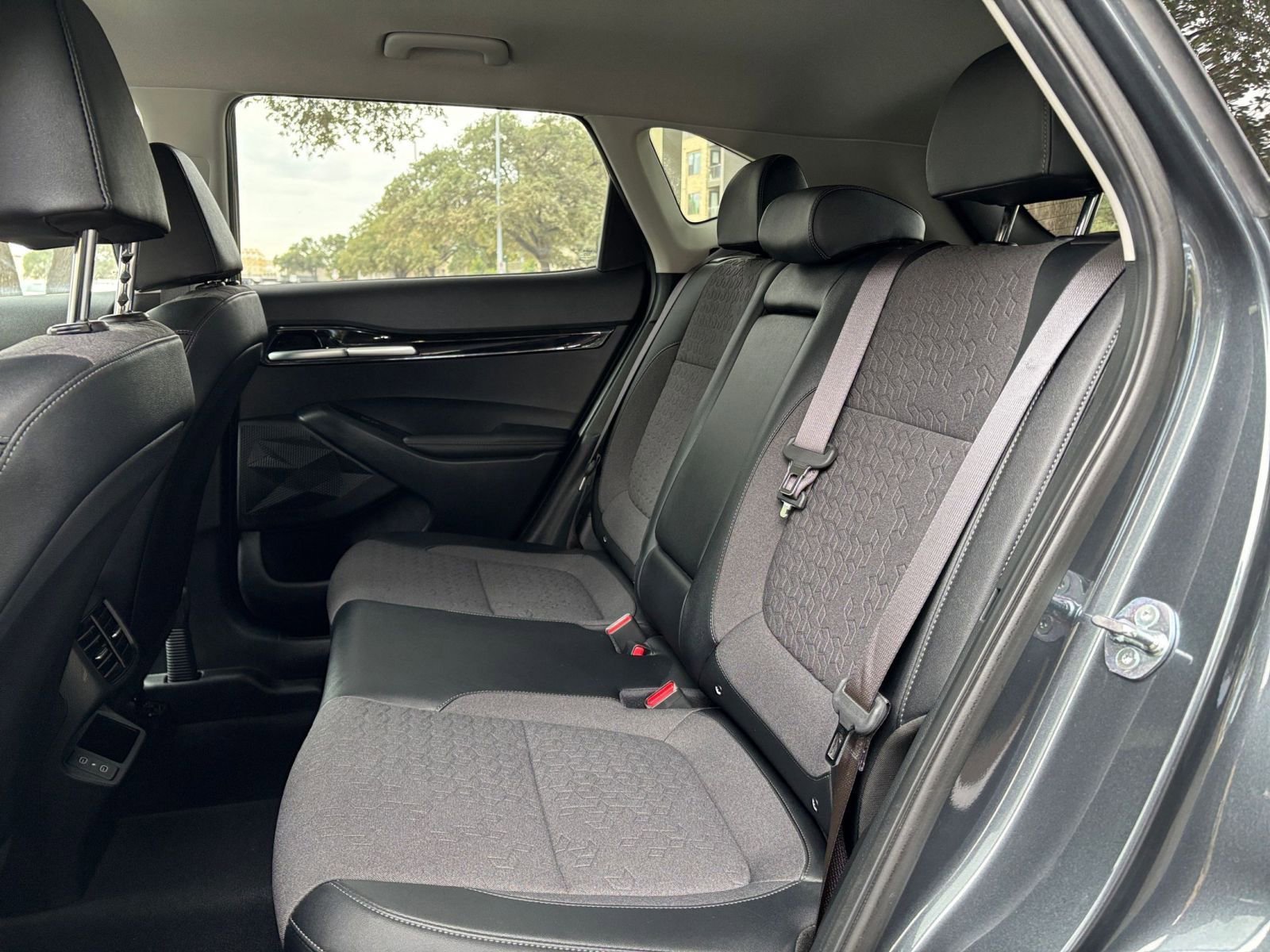 Thumbnail: 2025 Kia Seltos - 20