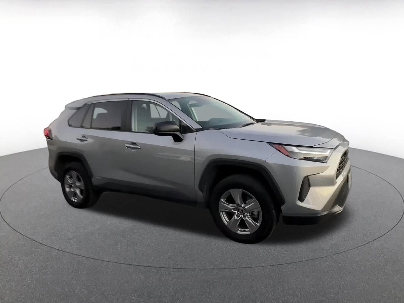 Thumbnail: 2025 Toyota RAV4 - 2